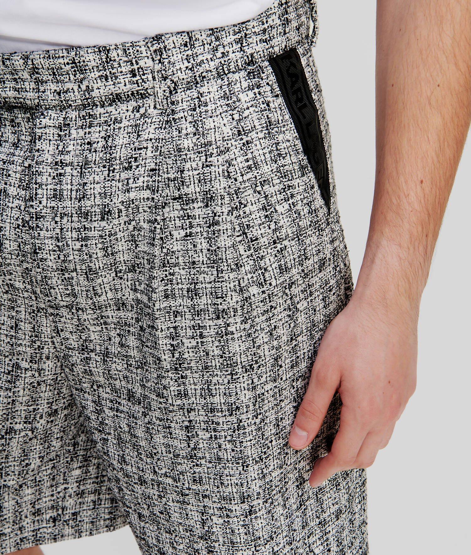 BOUCLÉ SHORT Product Image