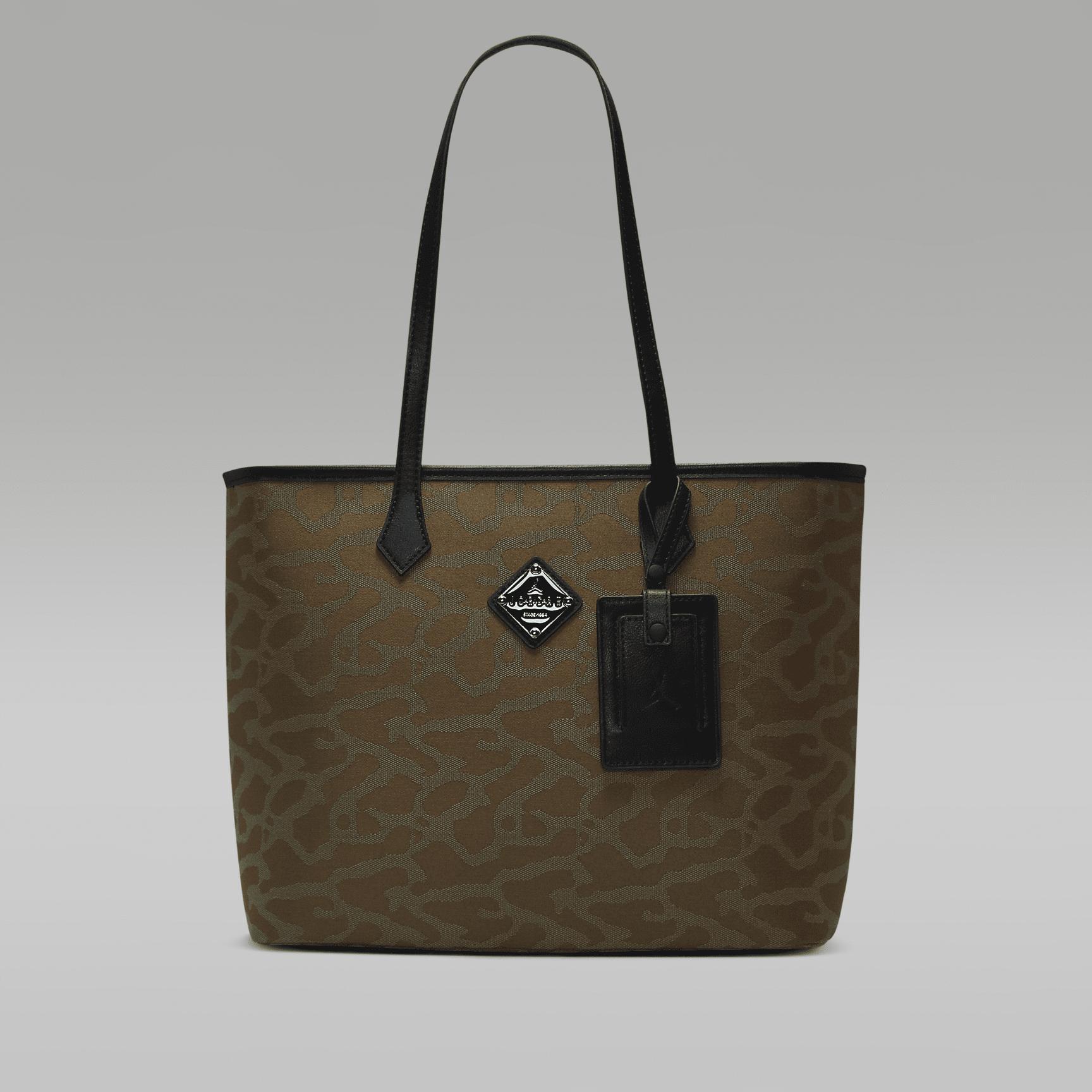 Men's Jordan Icon Tote Bag (17L) Product Image