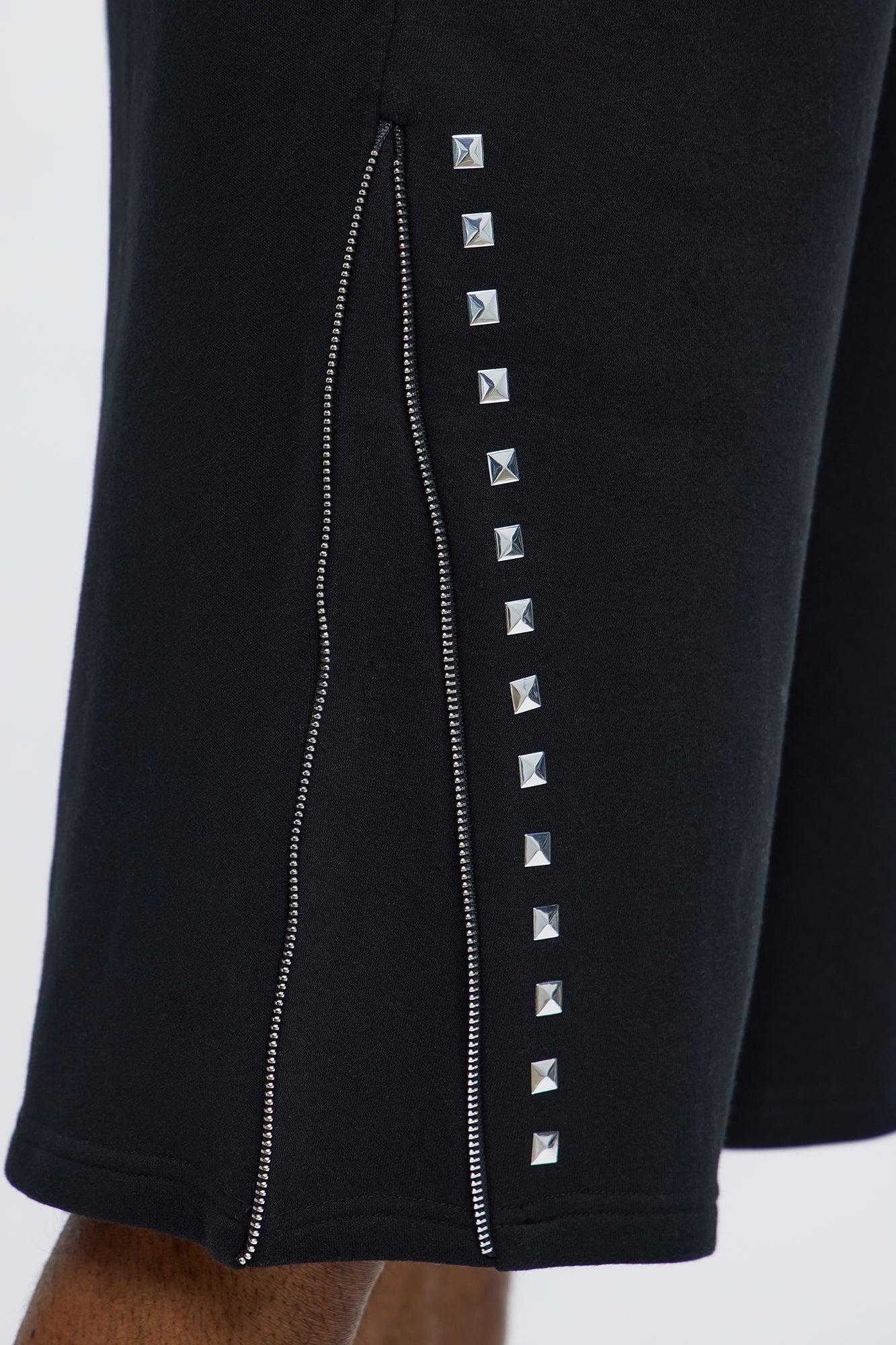 Tyson Baggy Sleaze Studded Shorts - Black Product Image