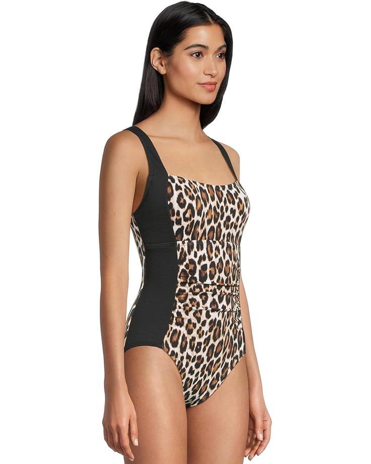 Tommy Bahama Product Image