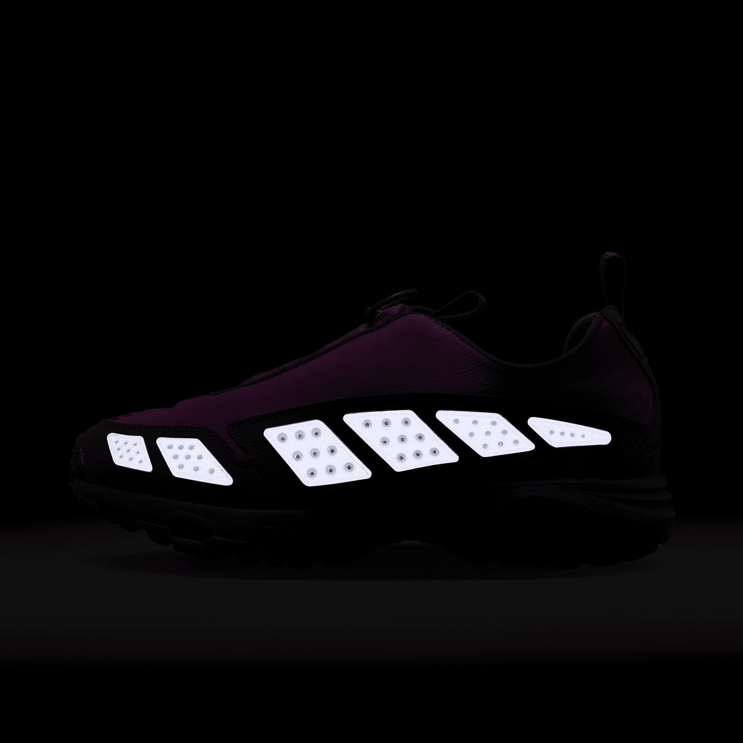 Nike Women's Air Max SNDR GTX Shoes Product Image