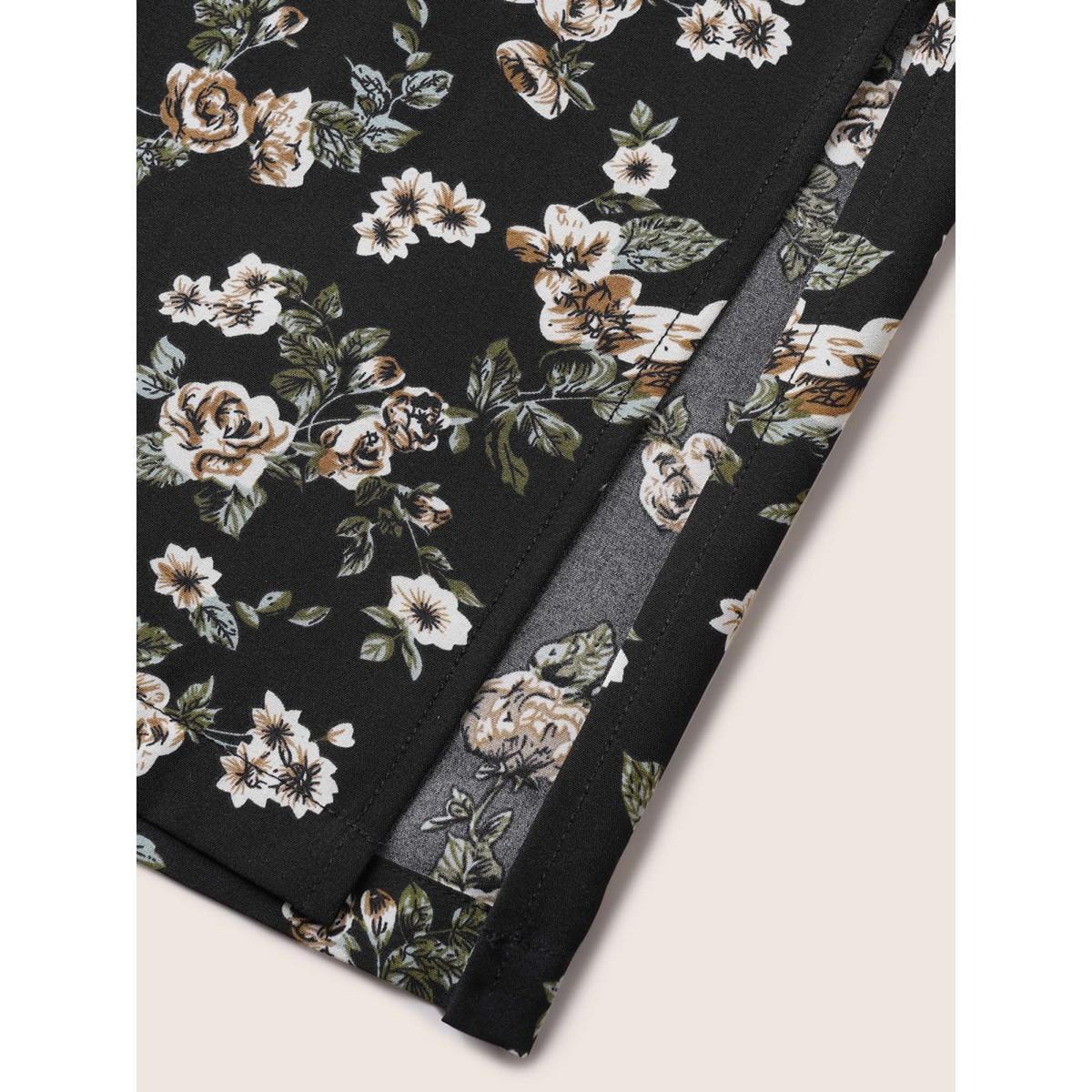Plus Size Ditsy Floral Ties Split Hem Wide Leg Pants Women BlackFlower Resort Wide Leg High Rise Vacation Pants BloomChic 18-20/2X Product Image