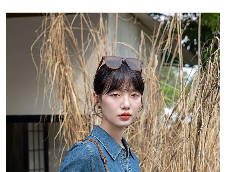 Long-Sleeve Washed Button-Up Denim Shirt Product Image
