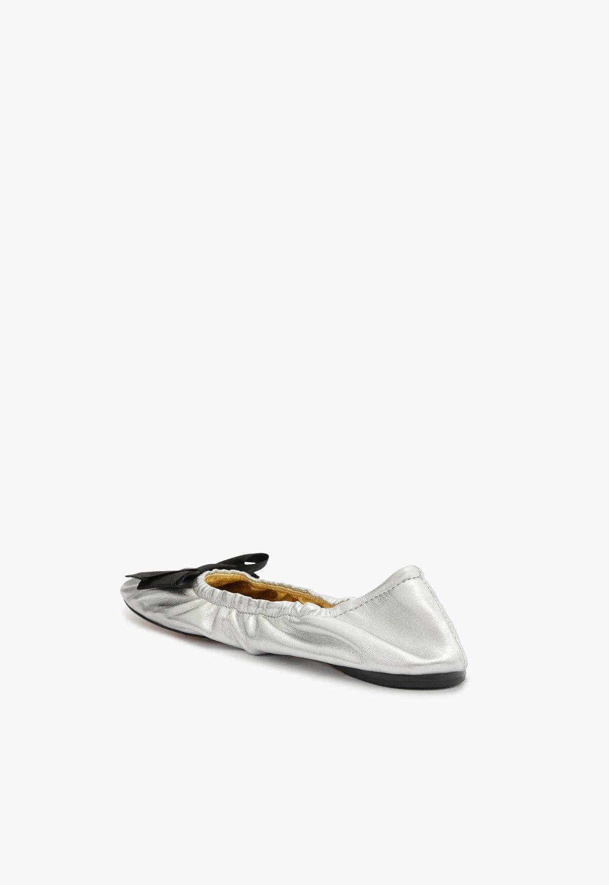 Suzanne Leather Flat Product Image