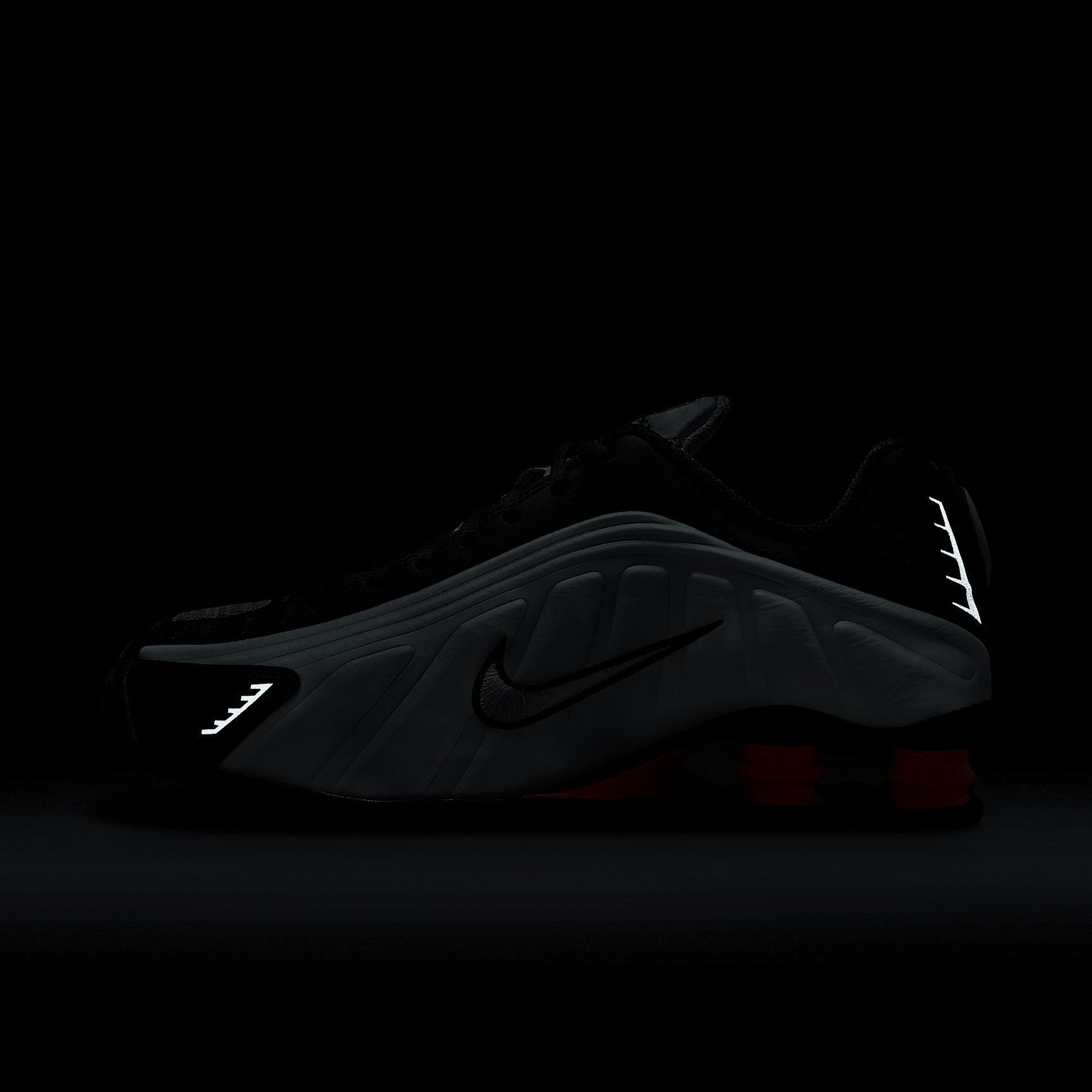 Nike Womens Shox R4 Casual Shoes Product Image