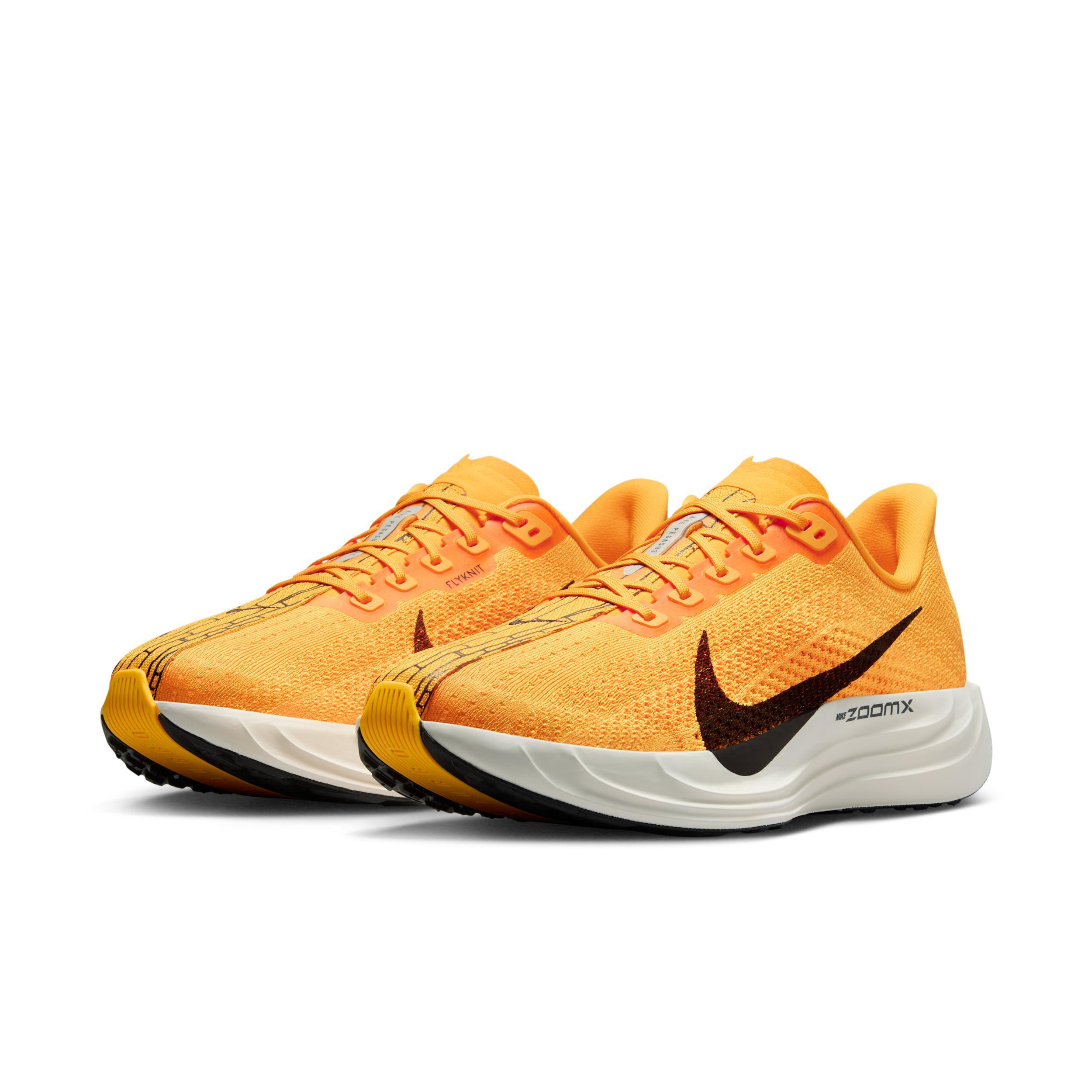 Nike Pegasus Plus LV8 Men's Road Running Shoes Product Image