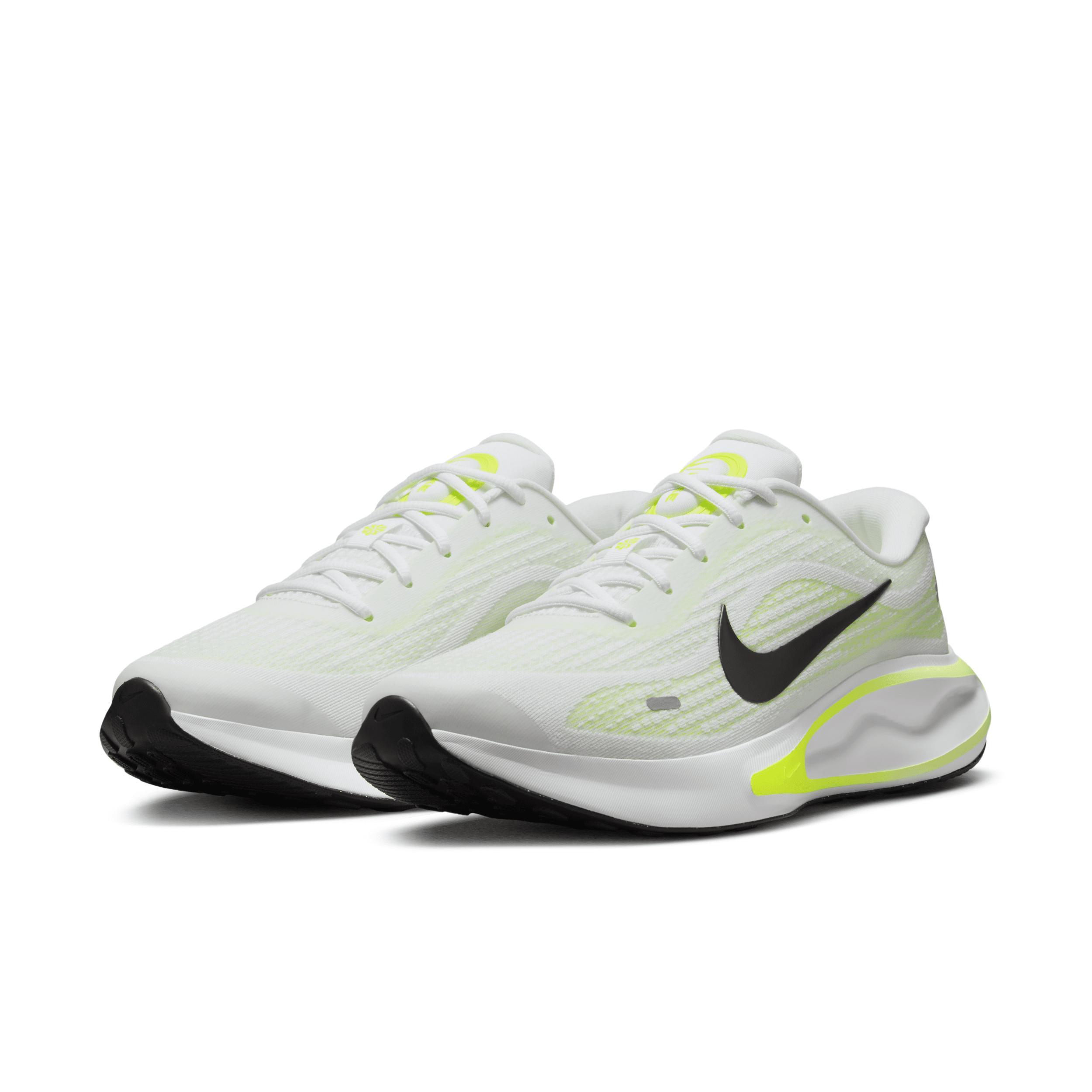 Nike Mens Journey Run Running Shoe Product Image