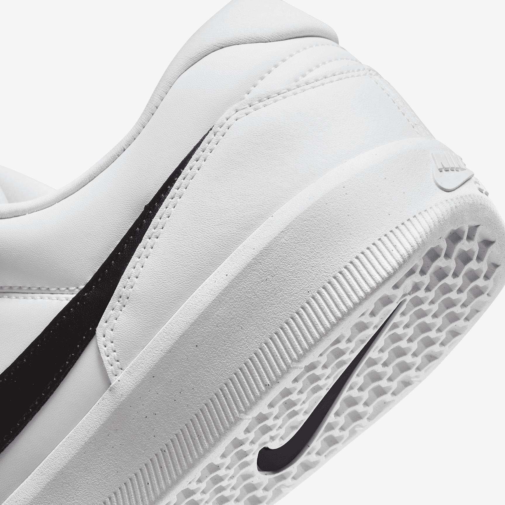 Nike SB Force 58 Premium Skate Shoes Product Image