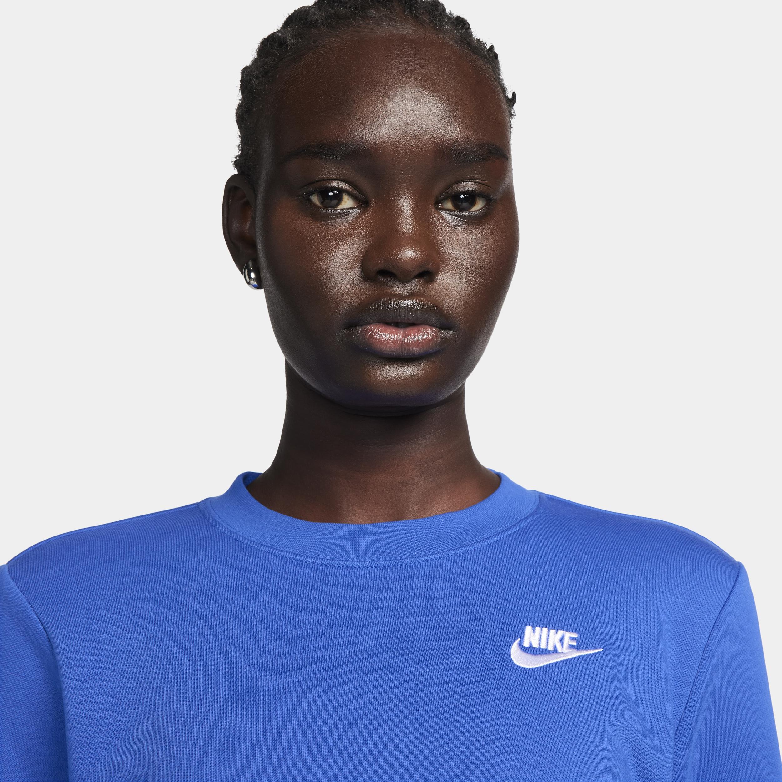 Womens Nike Sportswear Club Fleece Crew-Neck Sweatshirt Product Image