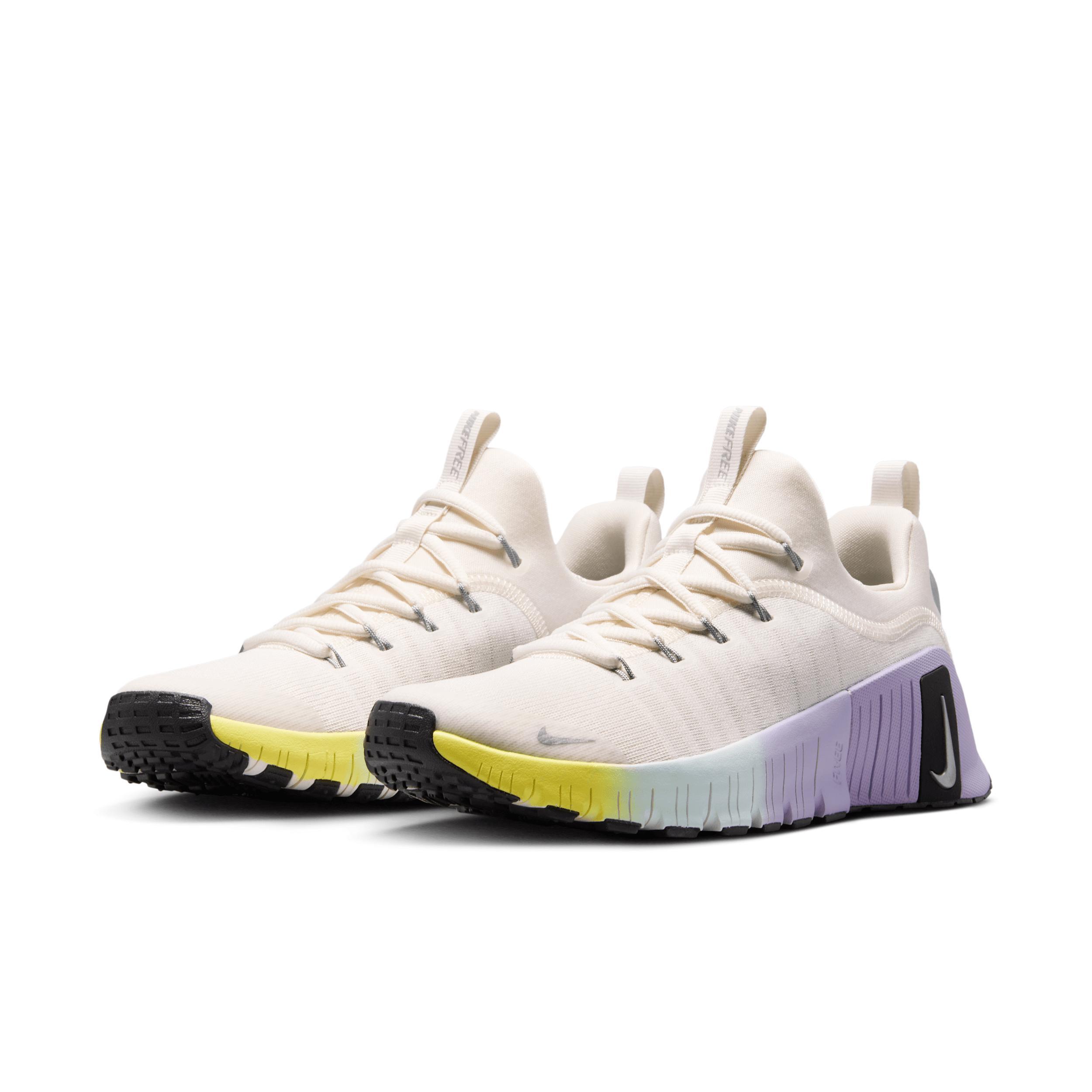 Nike Women's Free Metcon 6 SE Workout Shoes Product Image