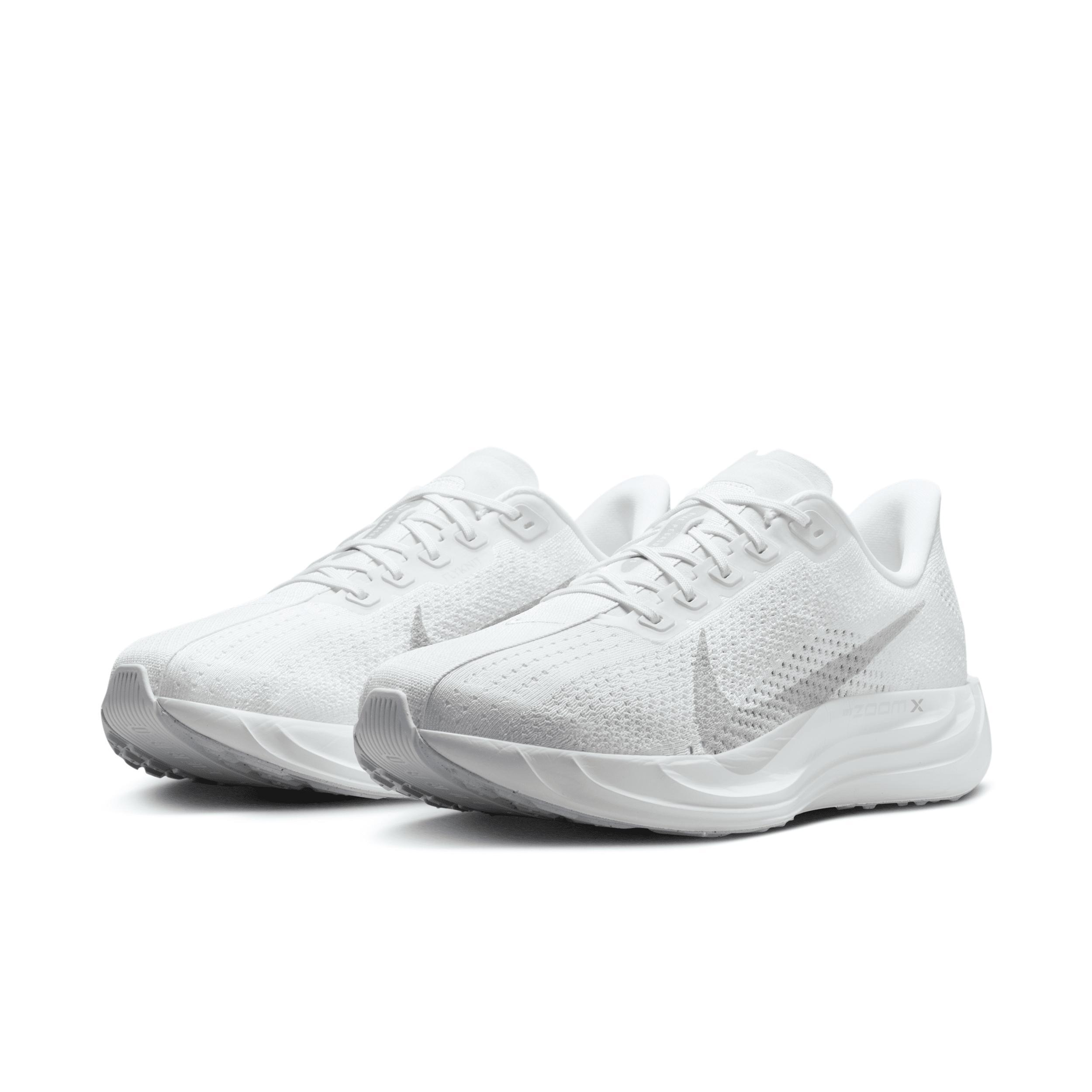 Nike Men's Pegasus Plus Road Running Shoes Product Image