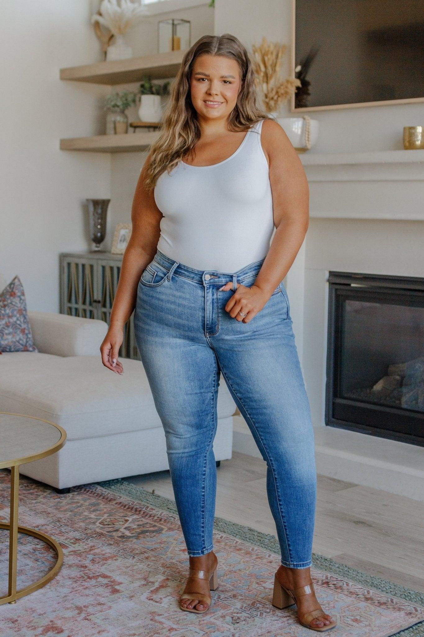 Catherine Mid Rise Vintage Skinny Jeans (Online Exclusive) Product Image
