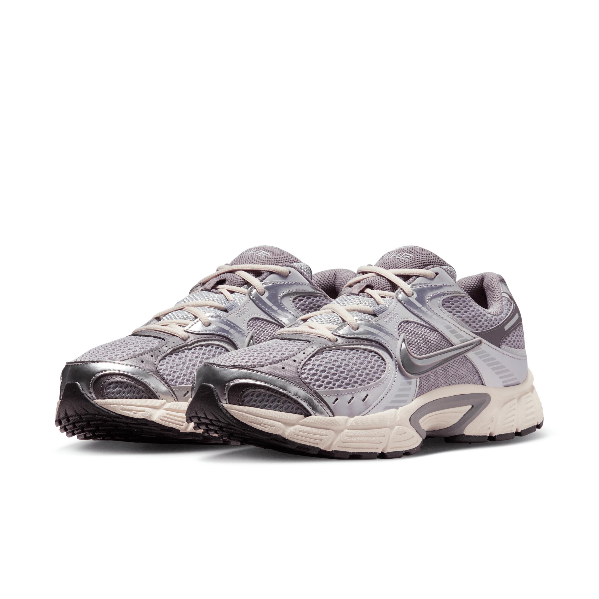 Nike Mens V5 RNR Casual Shoes in Cement Grey Fog/Light Orewood Brown Product Image
