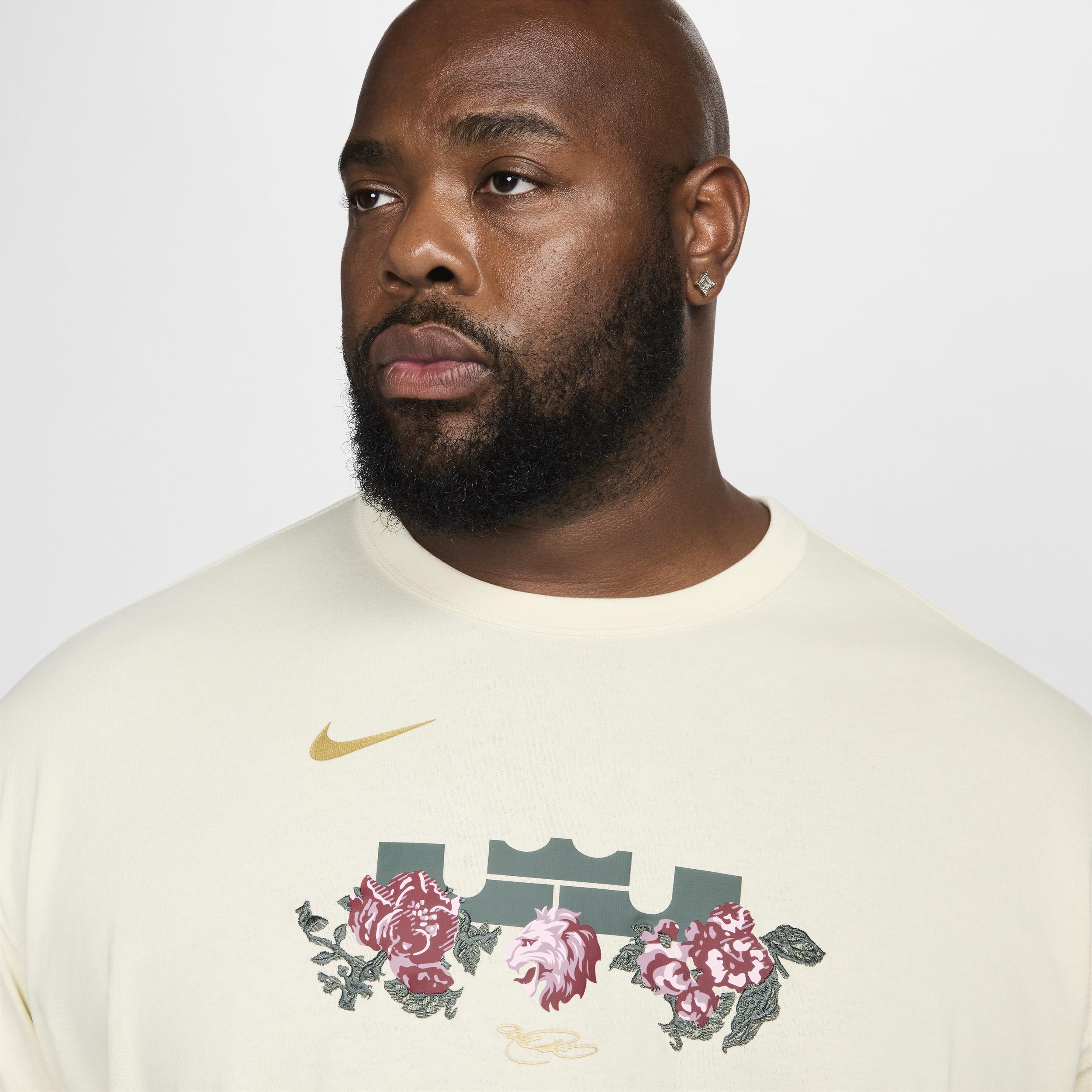LeBron Men's Max90 Basketball T-Shirt Product Image
