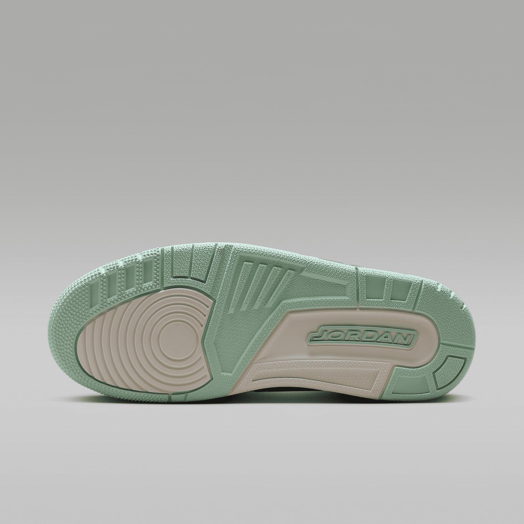 Air Jordan Legacy 312 Low Women's Shoes Product Image