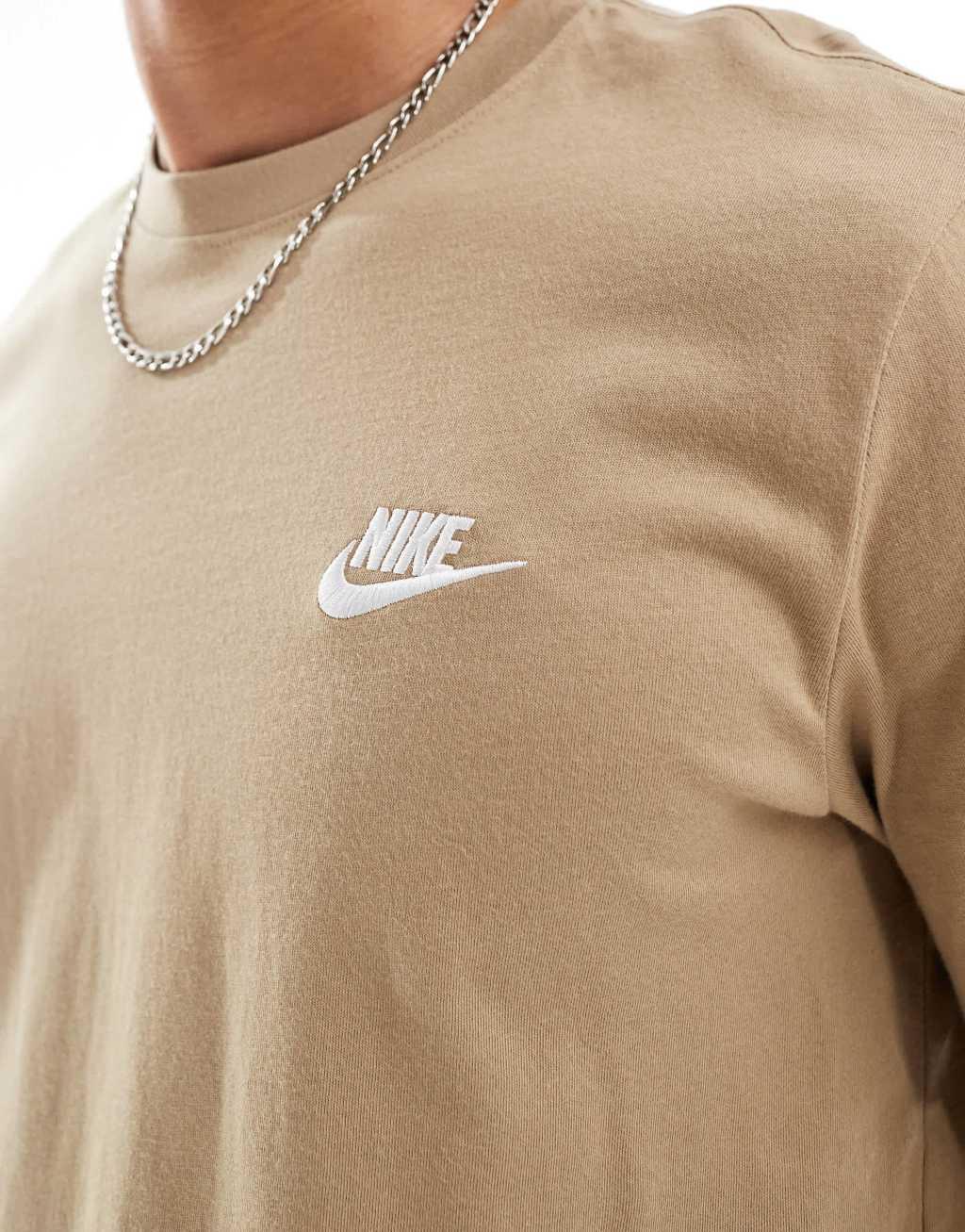 Nike Club t-shirt in light beige Product Image