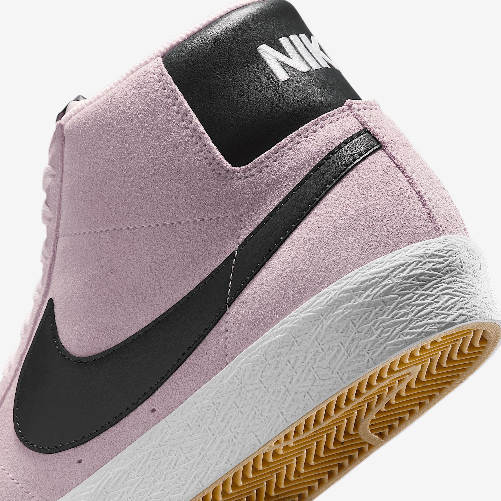 Men's Nike SB Zoom Blazer Mid Skate Shoes Product Image