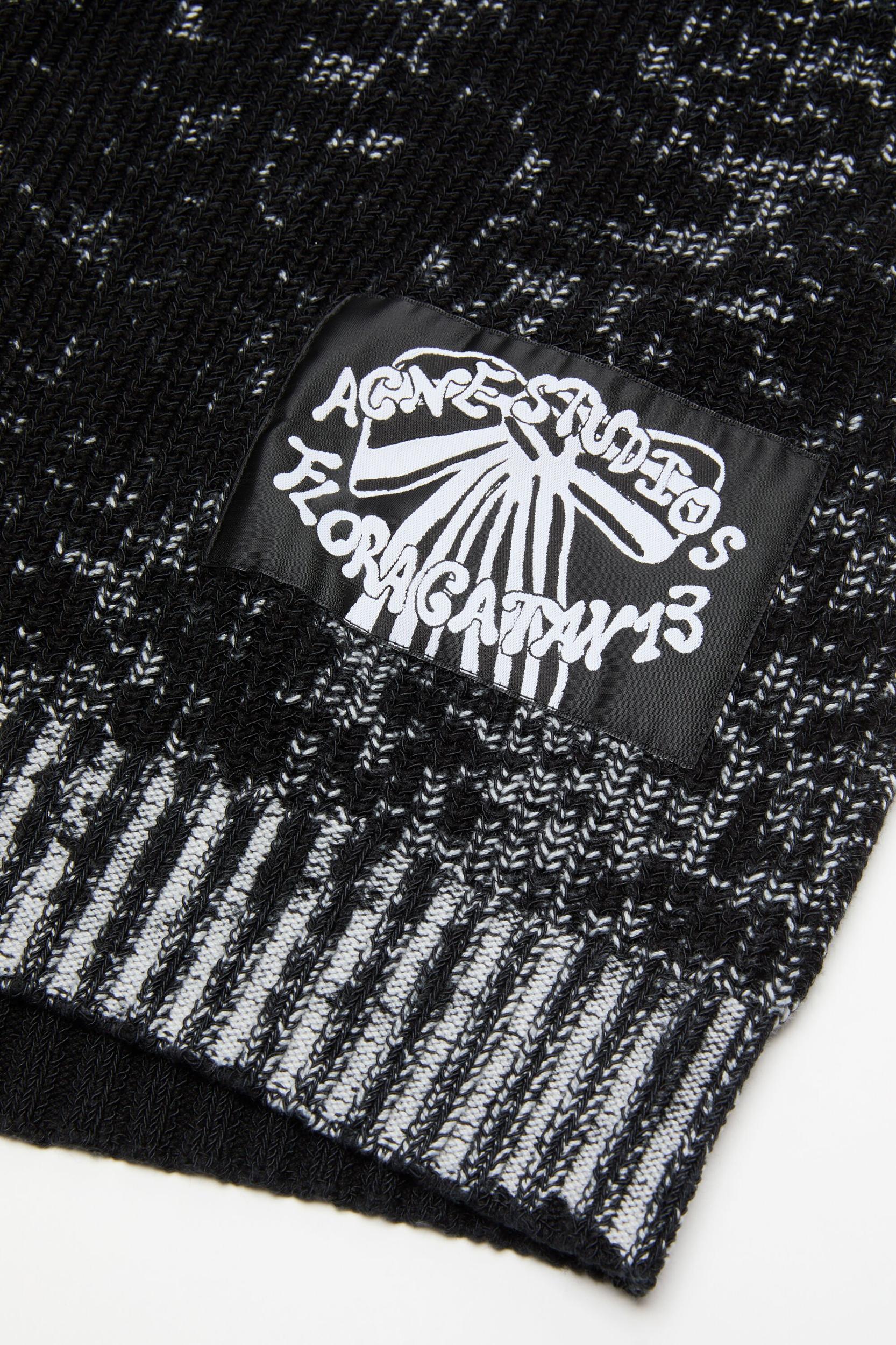 Crewneck jumper Product Image