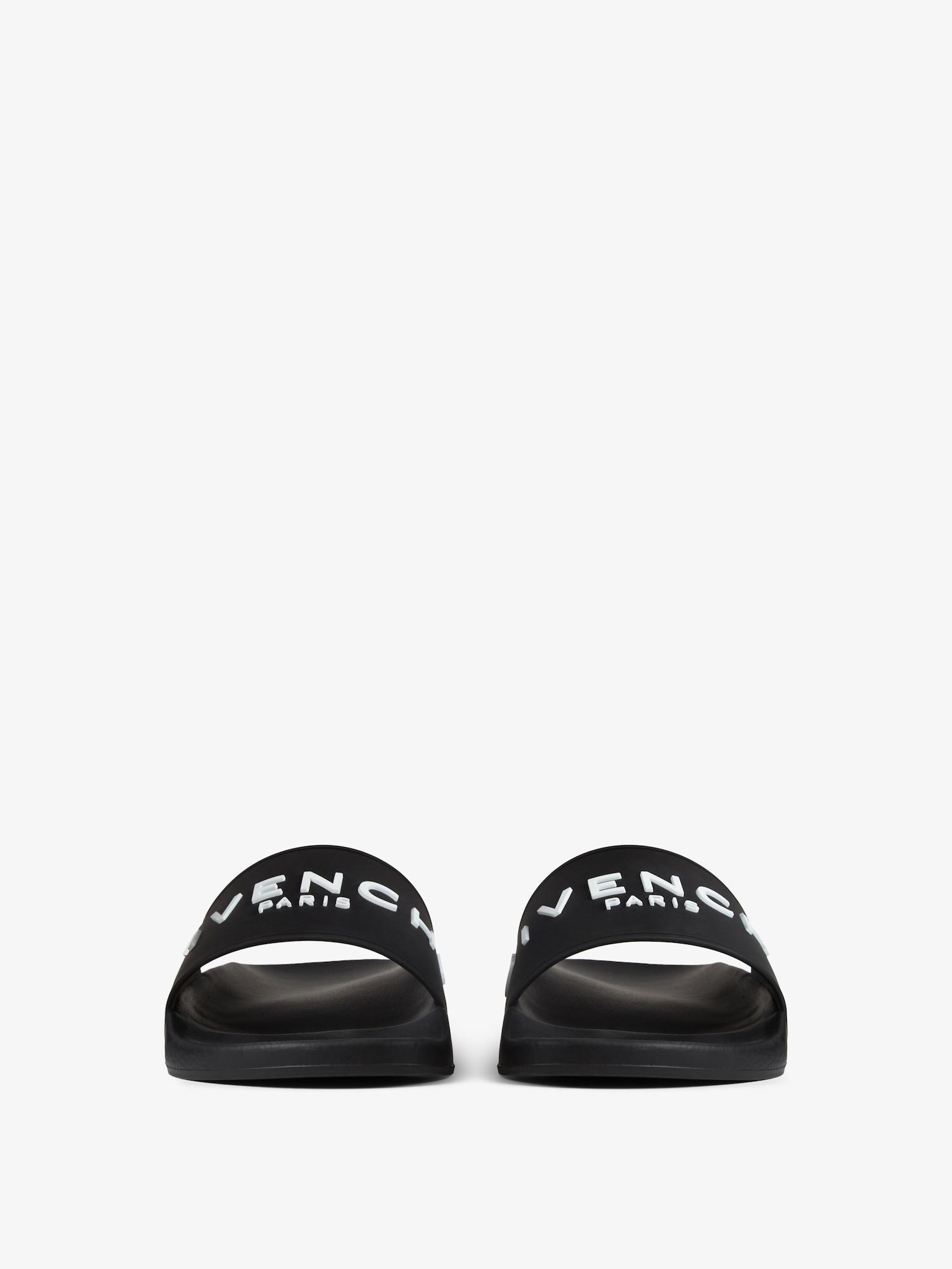 Slide flat sandals in rubber Product Image
