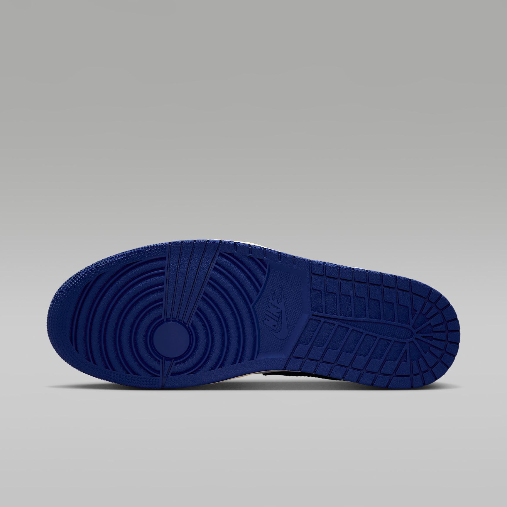 Air Jordan 1 Mid Men's Shoes Product Image
