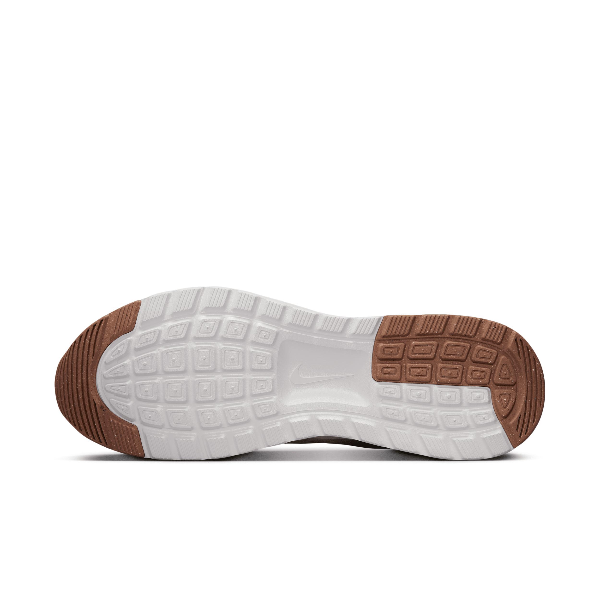 Nike Men's Air Max Nuaxis Premium Shoes Product Image