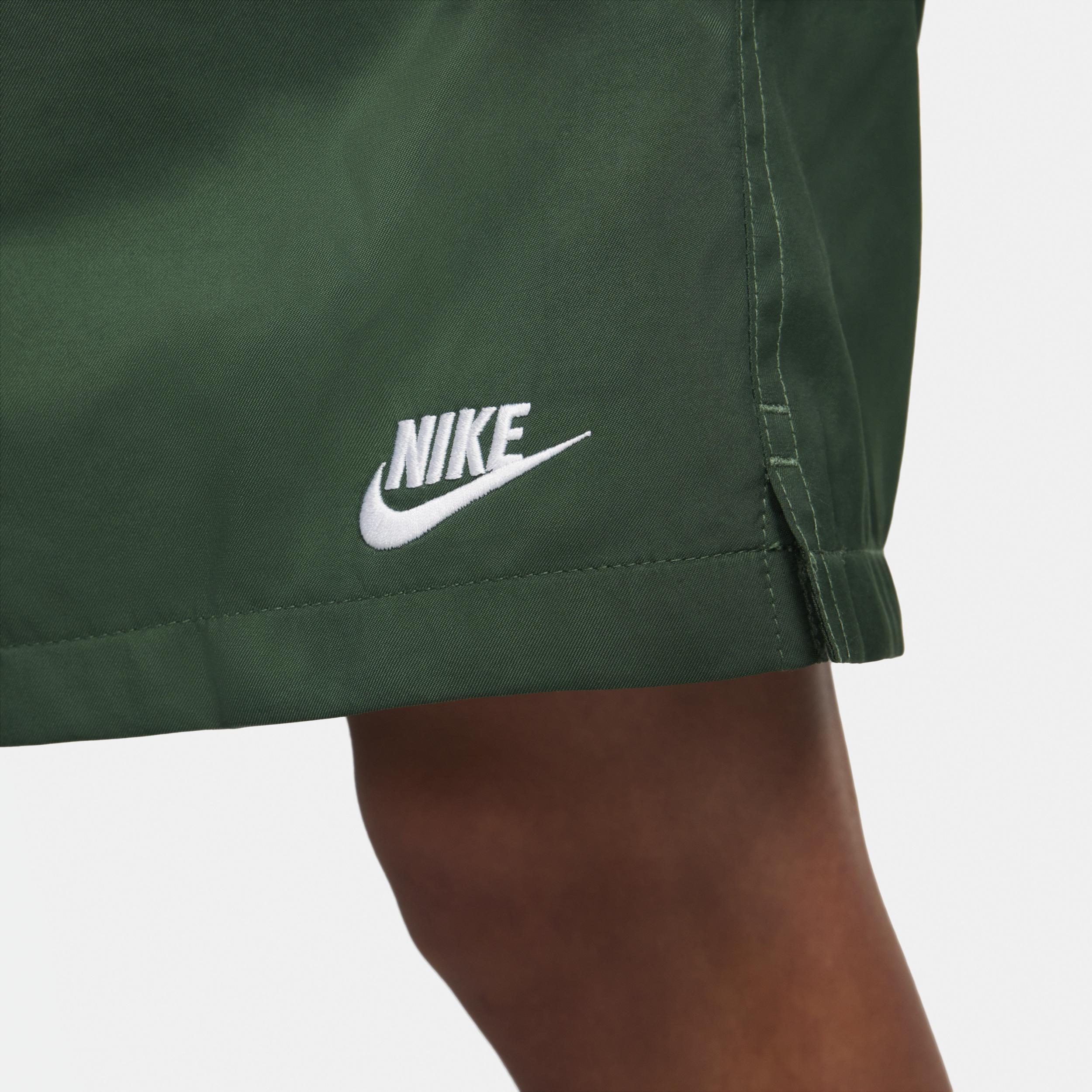 Nike Club Men's Woven Flow Shorts Product Image