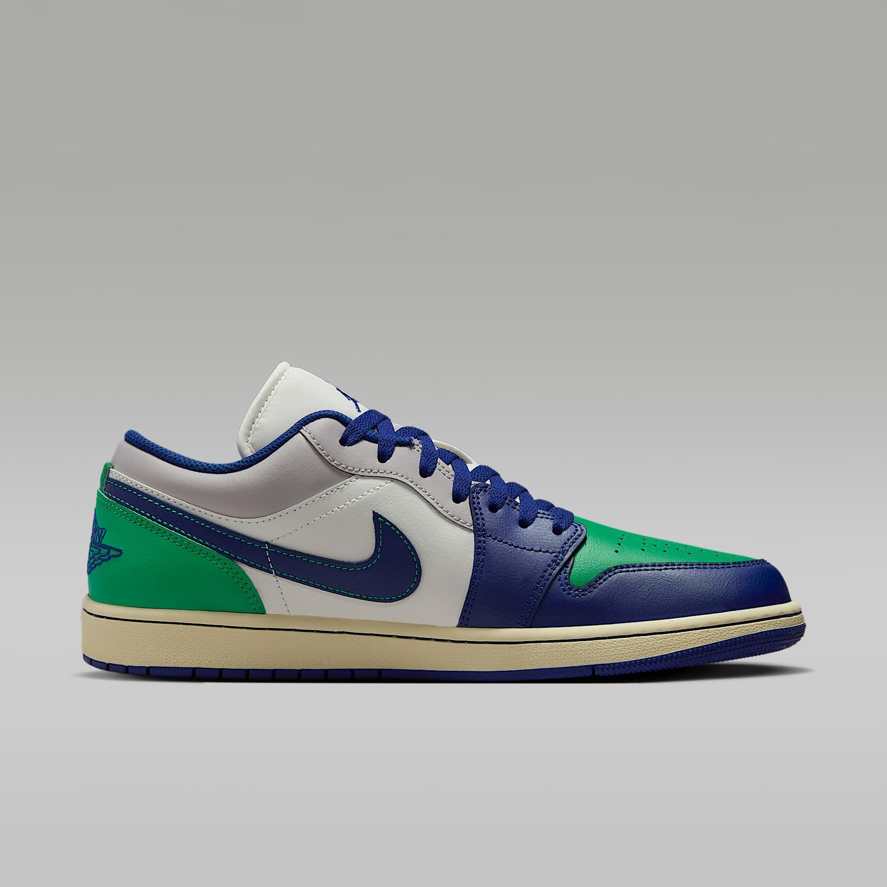 Air Jordan 1 Low Men's Shoes Product Image