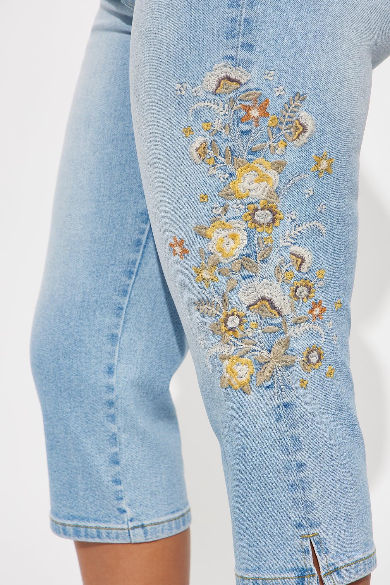 Midsummer Embroidered Capri Skinny Jeans - Light Blue Wash Product Image