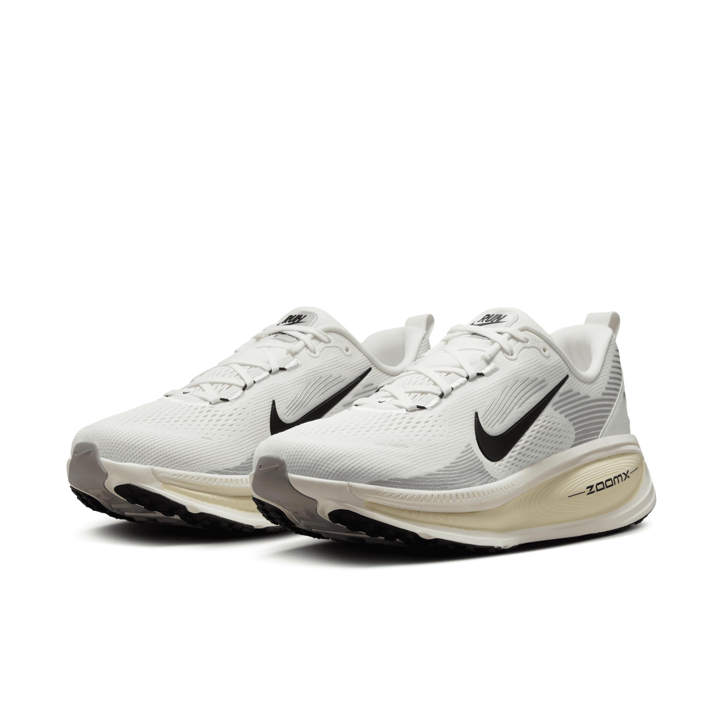 Nike Mens Vomero 18 Road Running Shoes Product Image