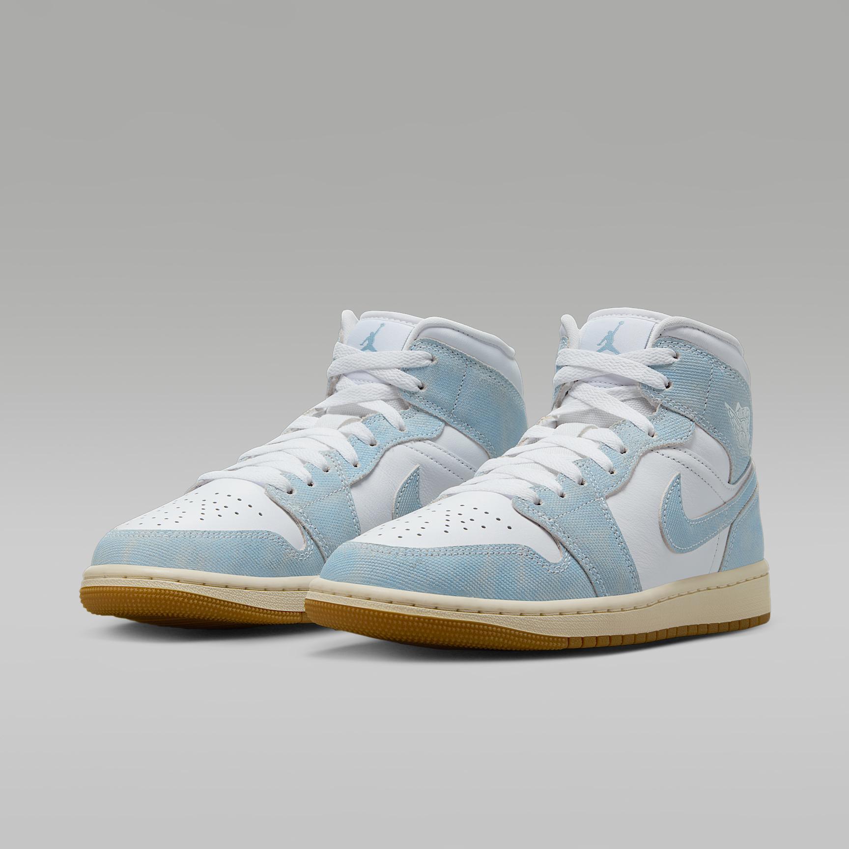Air Jordan 1 Mid SE Women's Shoes Product Image