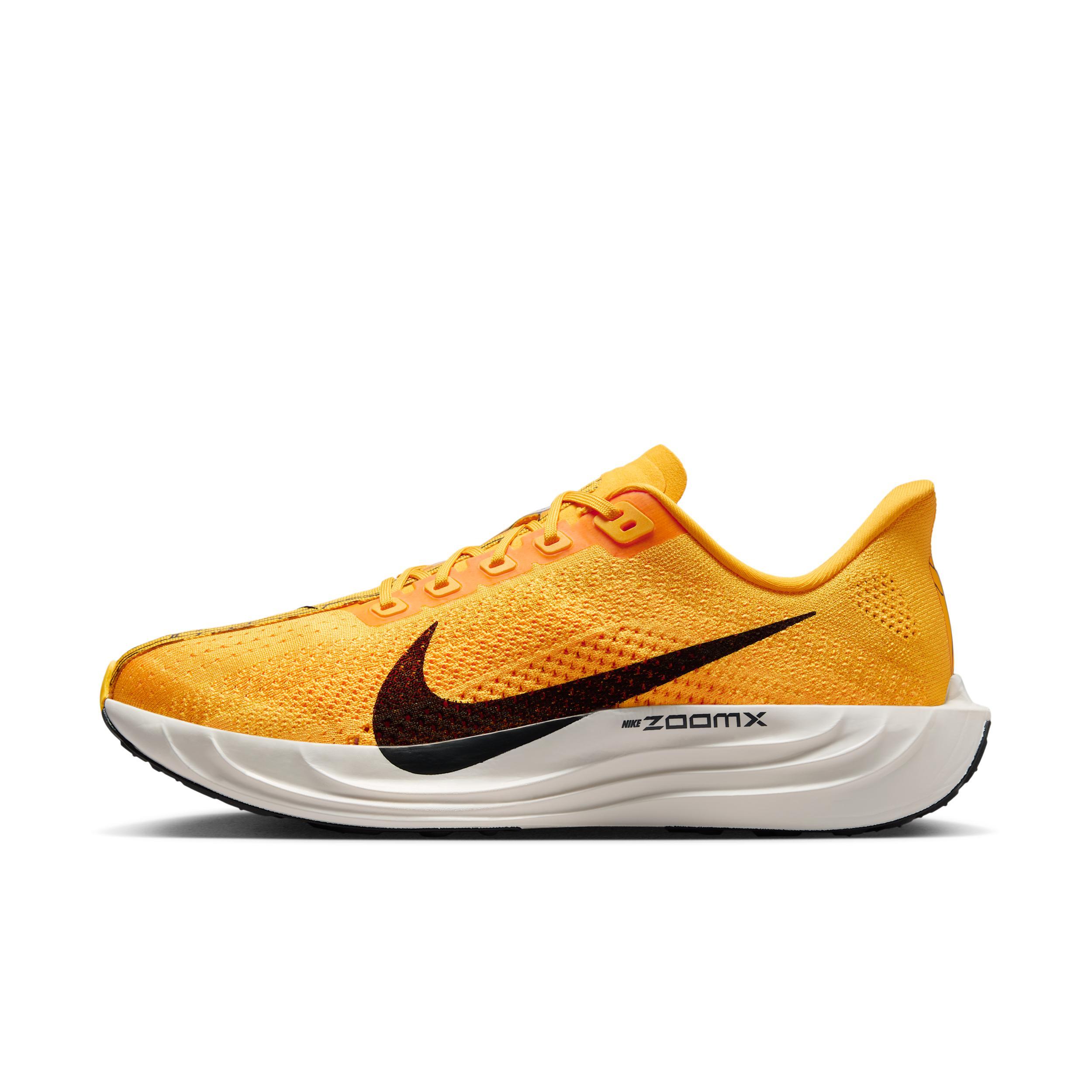Nike Pegasus Plus LV8 Men's Road Running Shoes Product Image