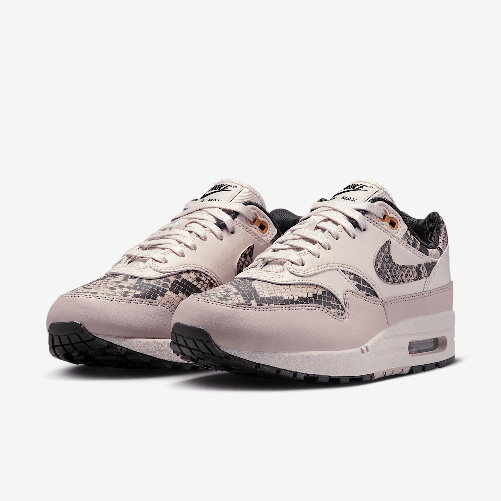 Nike Air Max 1 '87 Women's Shoes Product Image