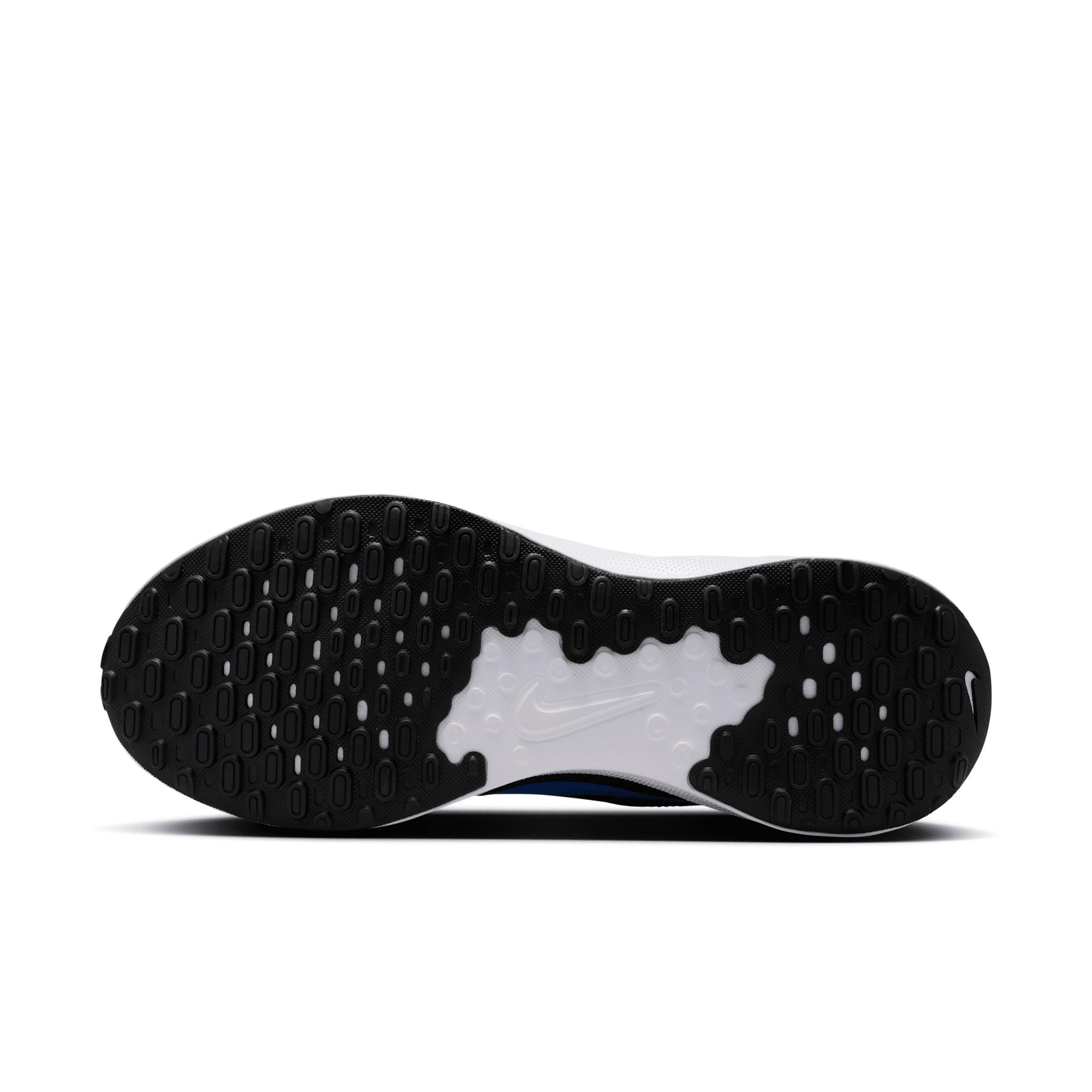 Nike Men's Revolution 7 EasyOn Road Running Shoes Product Image