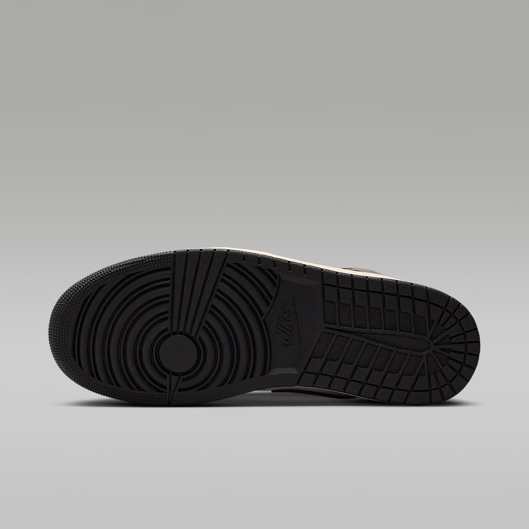 Air Jordan 1 Mid SE Men's Shoes Product Image