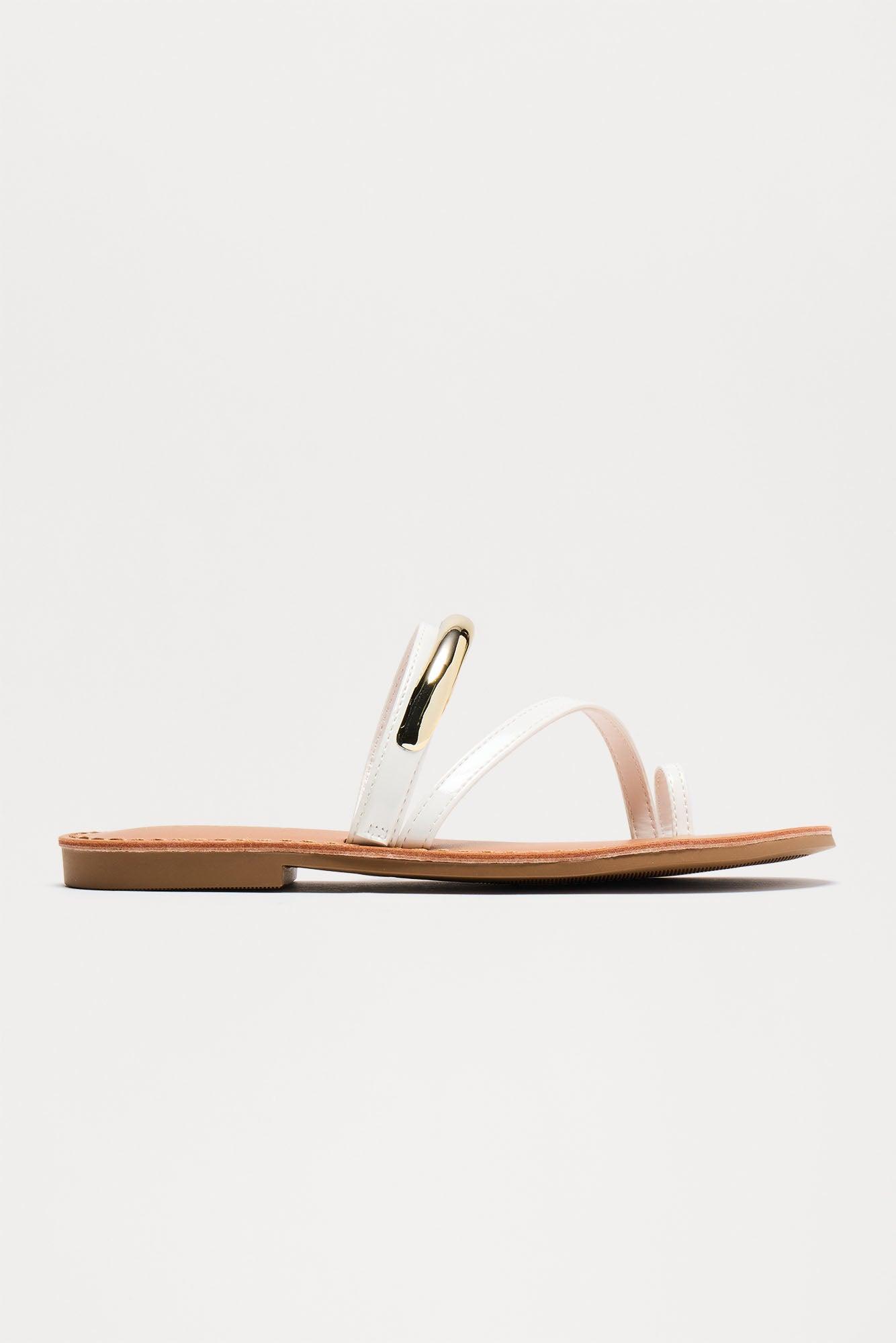 Raiden Toe Ring Sandals - White Product Image