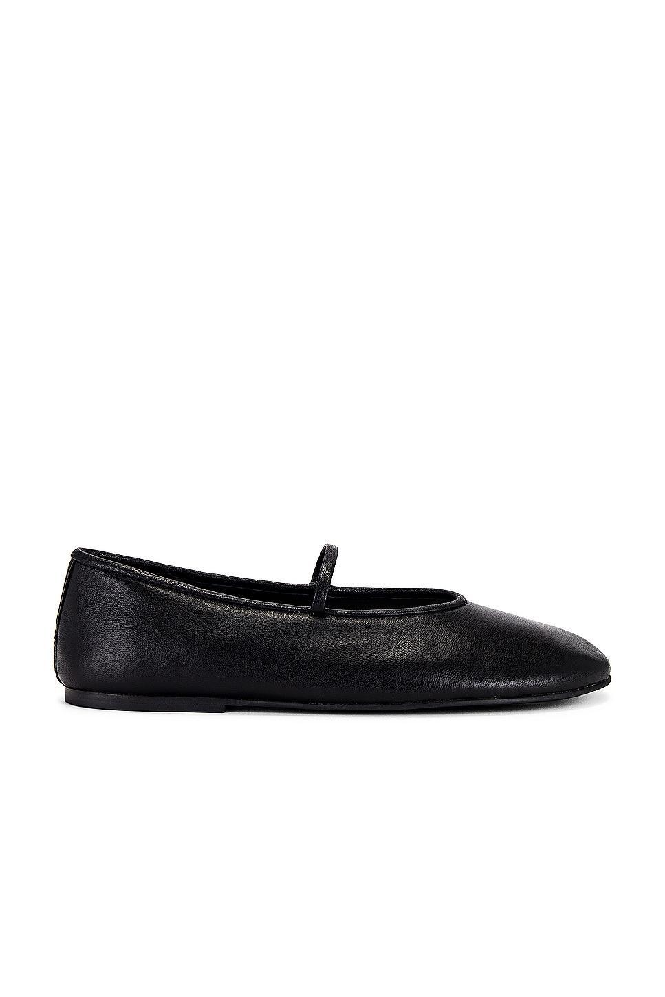Martinez Flat Tony Bianco Product Image