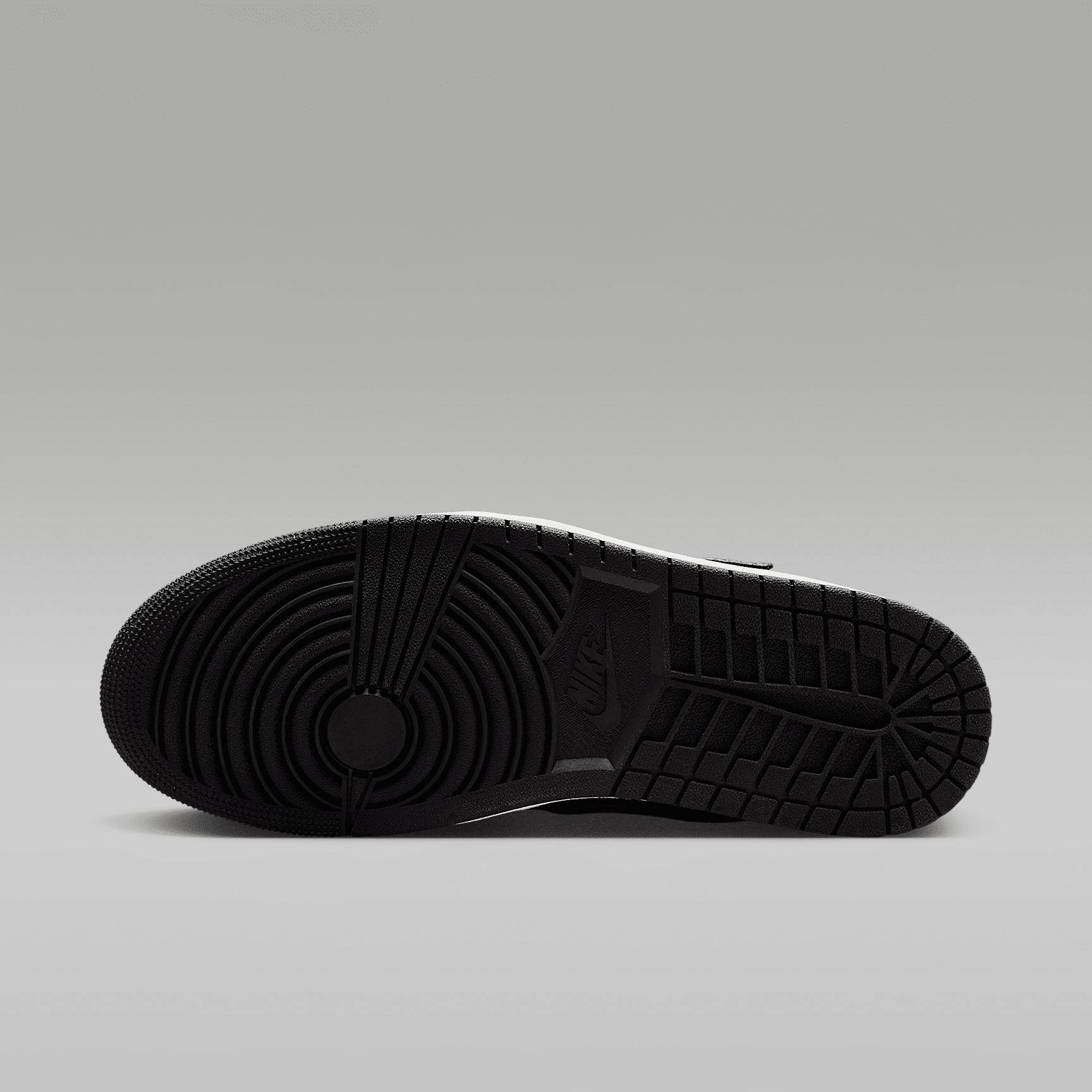 Mens Air Jordan 1 Low EasyOn Shoes | DM1206-067 Product Image