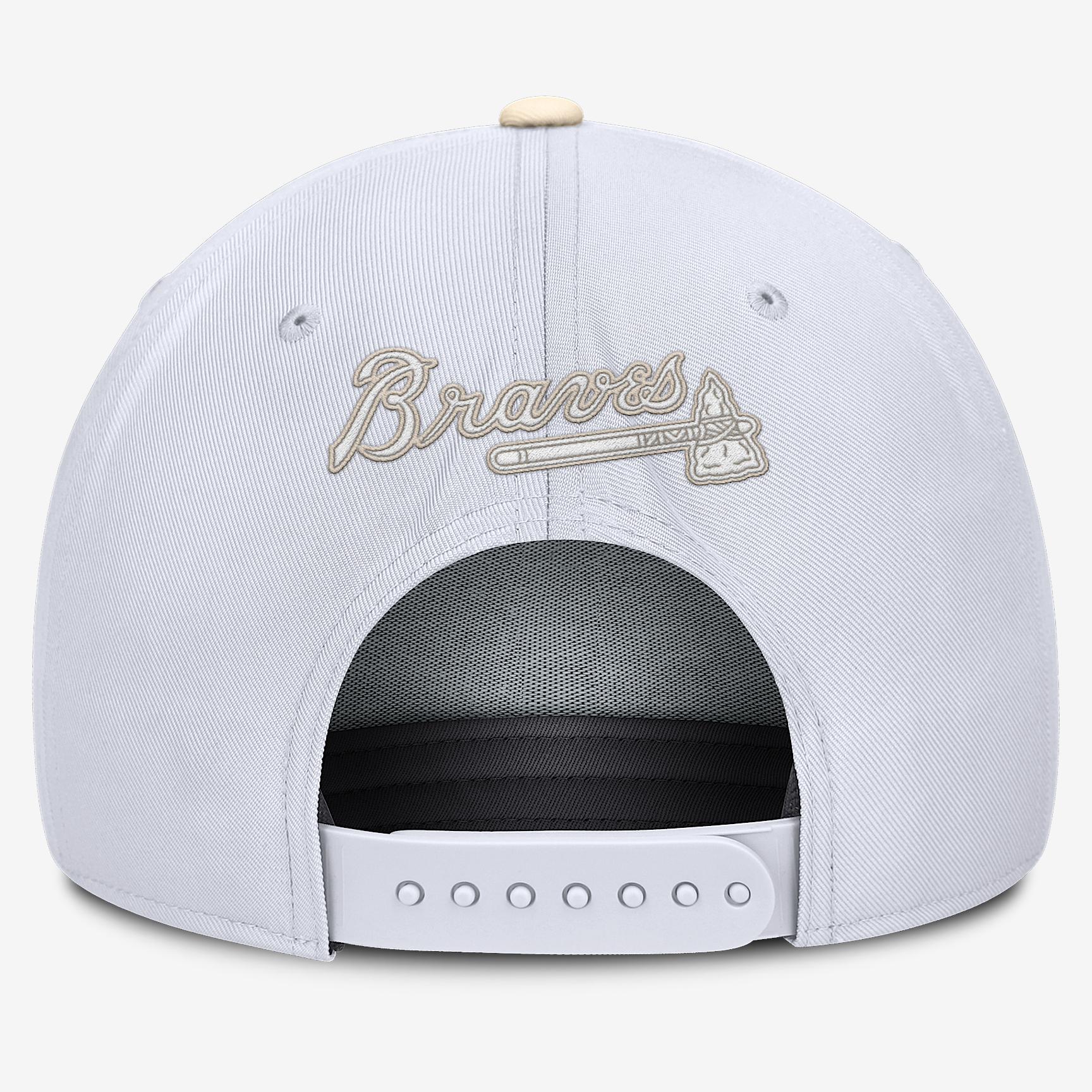 Atlanta Braves Pro Men’s Nike AeroBill MLB Adjustable Hat Product Image