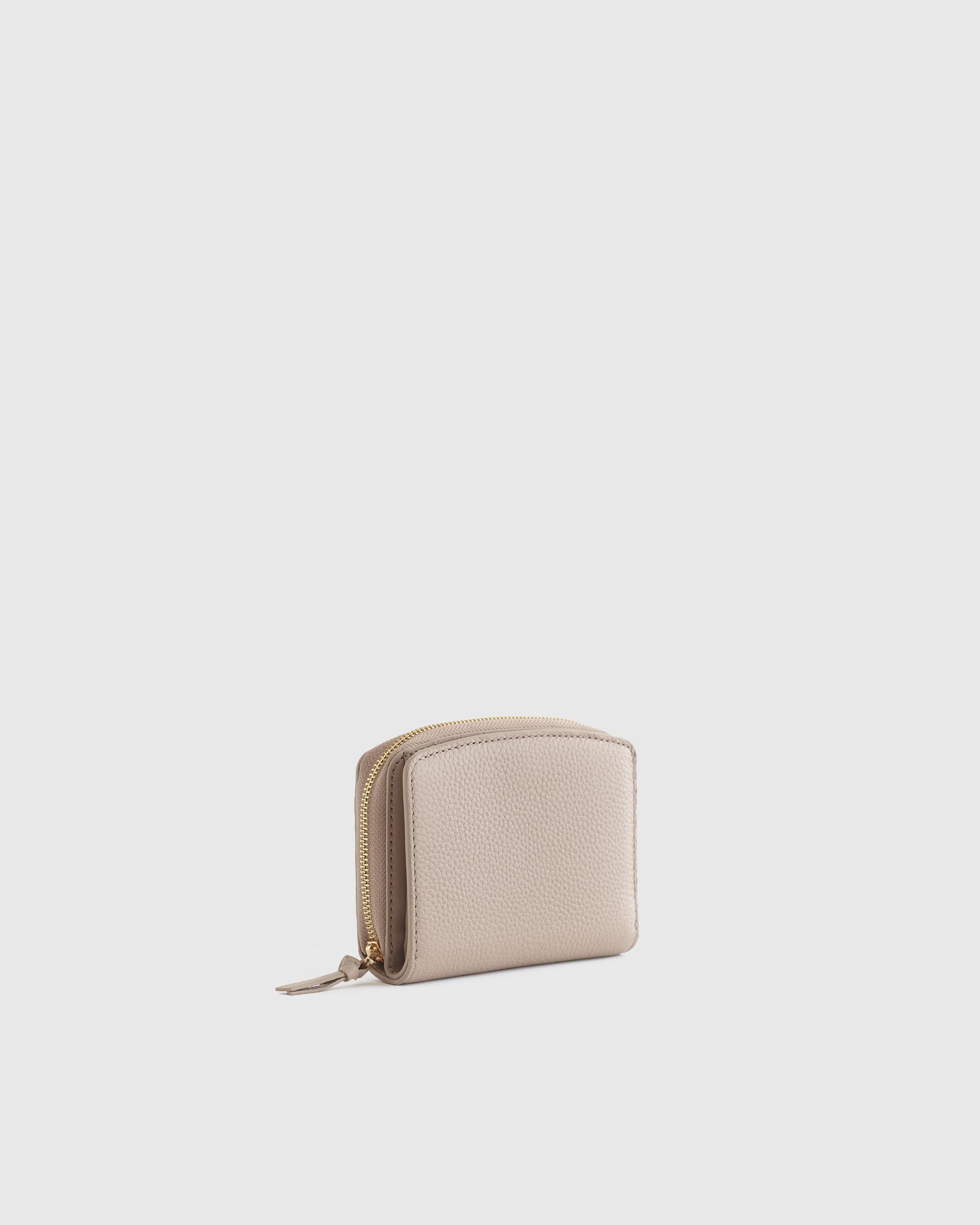 Quince | Women's Italian Pebbled Leather Compact Wallet Italian Leather Product Image