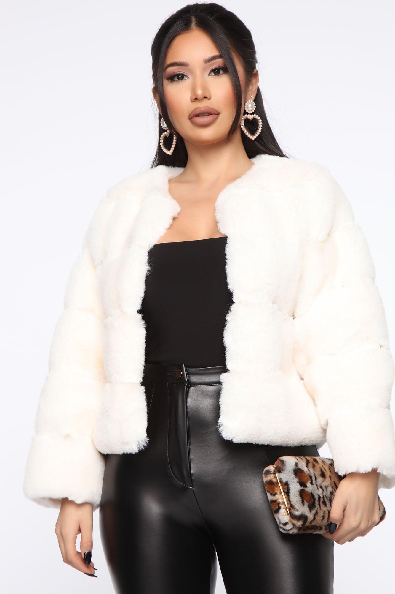 She Got Ready Faux Fur Coat - Ivory Product Image