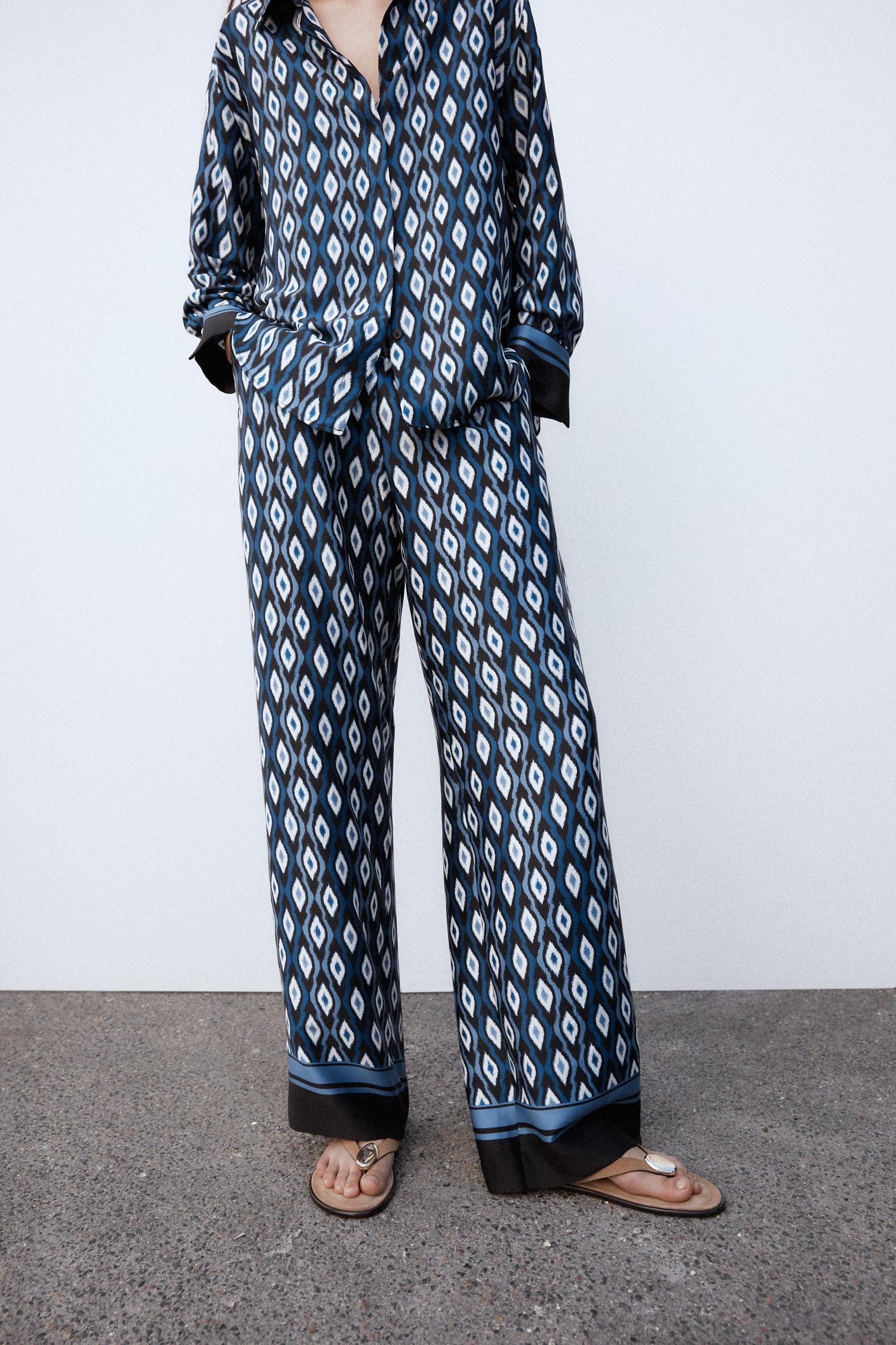 GEOMETRIC PRINT PANTS Product Image