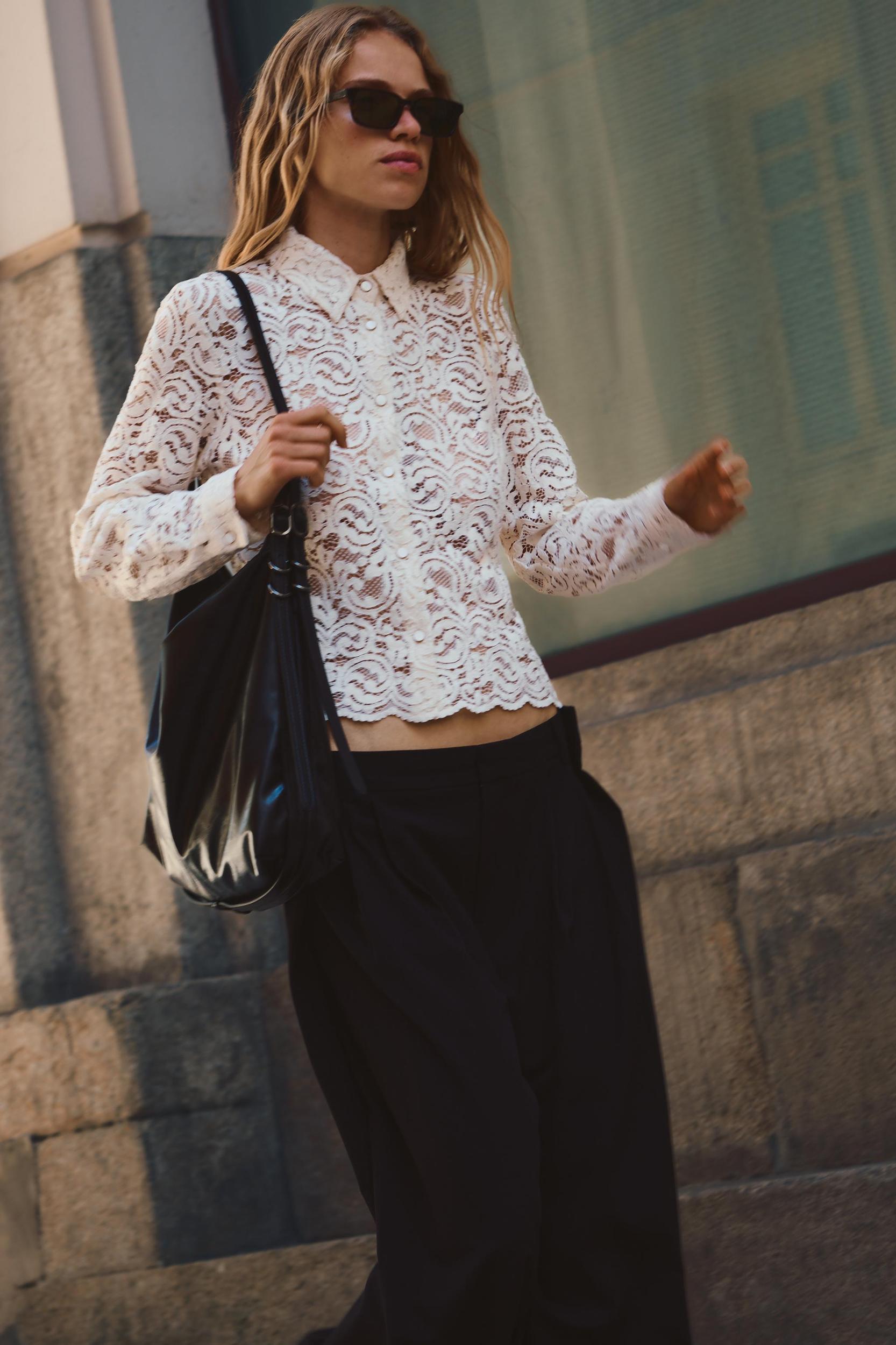 LACE SHIRT Product Image