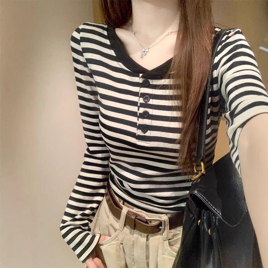 Long Sleeve Half-Button Striped Slim-Fit Tee Product Image