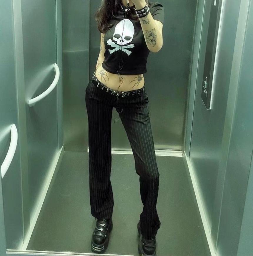 Skull Print T-Shirt Product Image