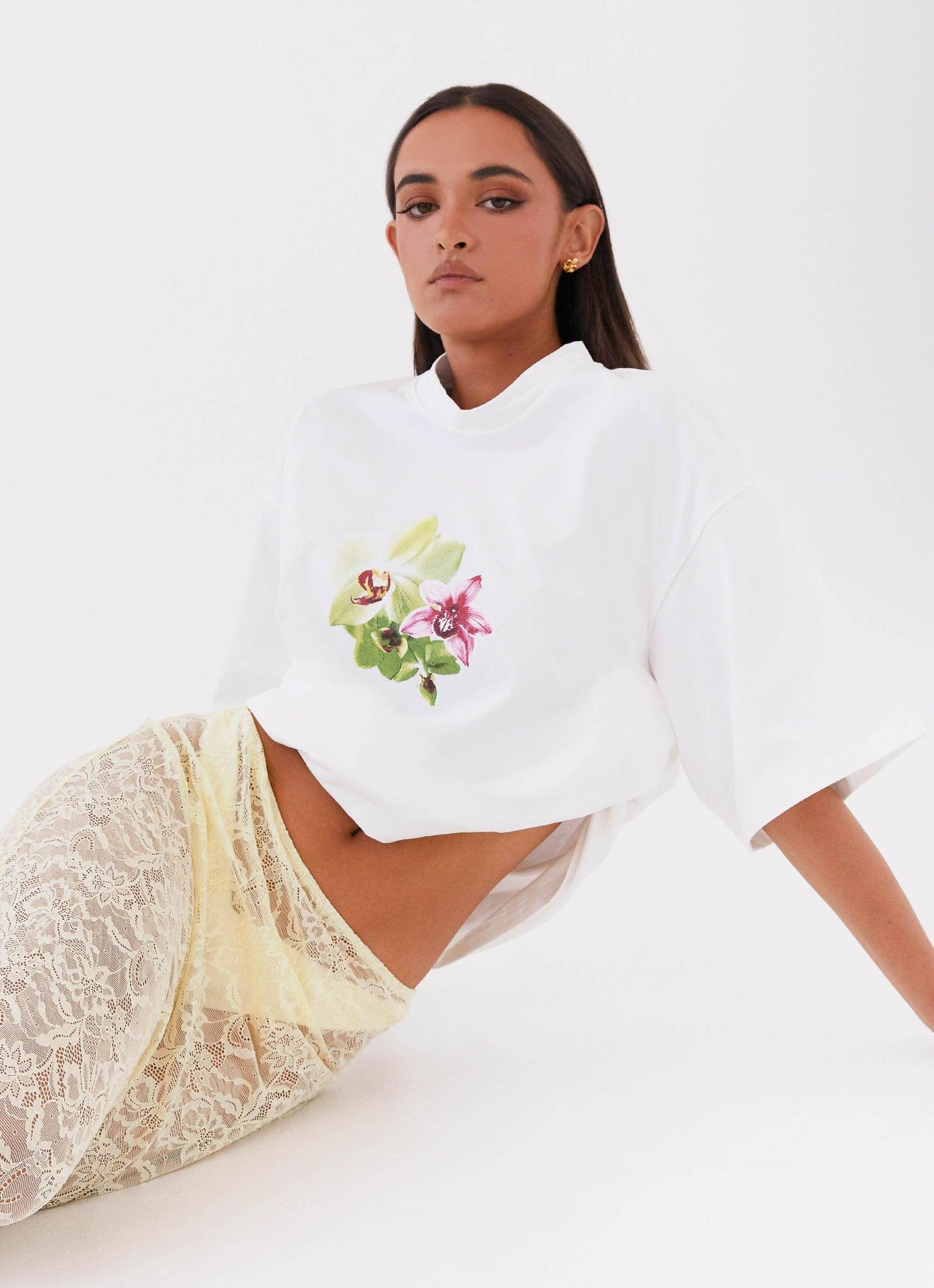 Lillies Oversized Tee - White Product Image