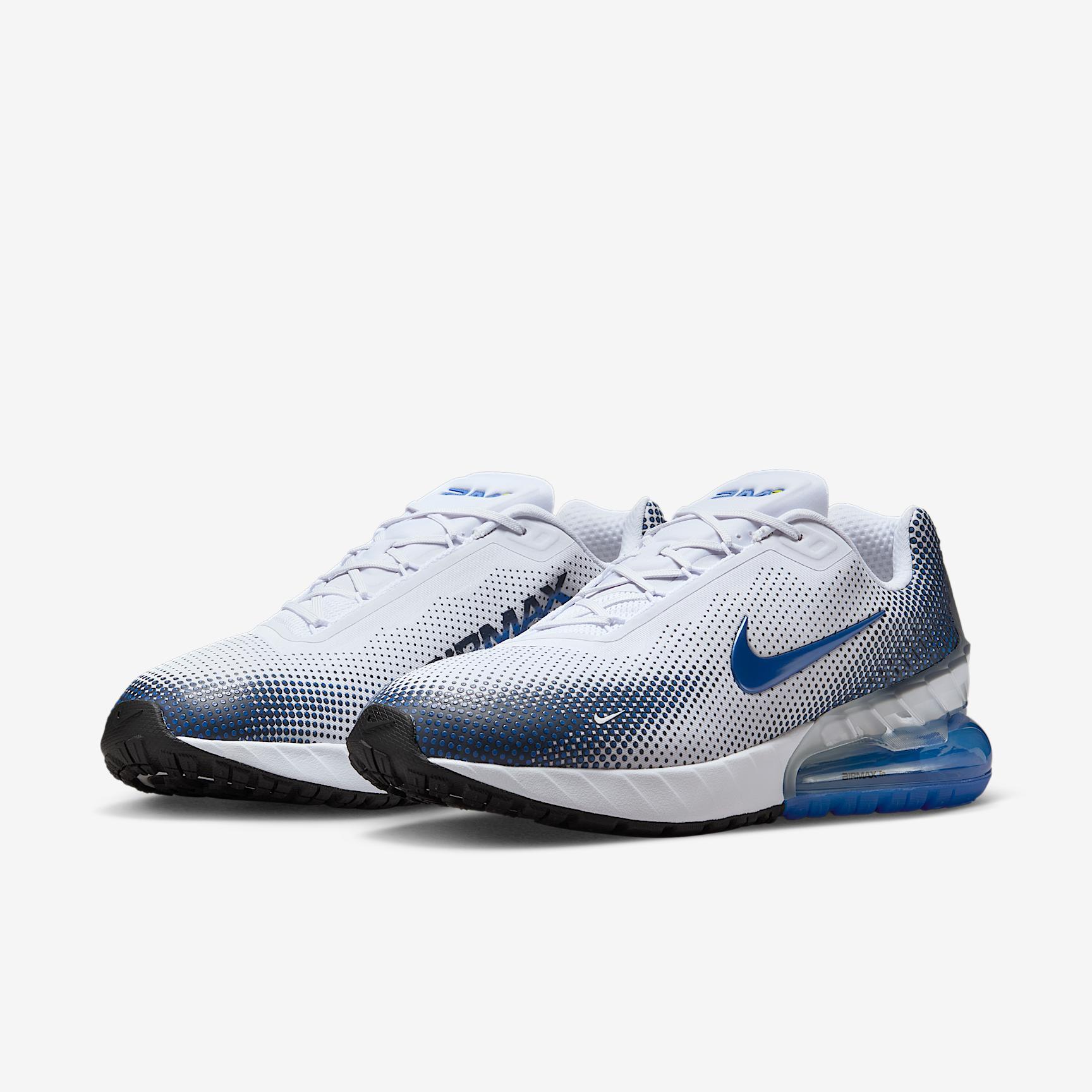 Nike Men's Air Max Phoenix Shoes Product Image