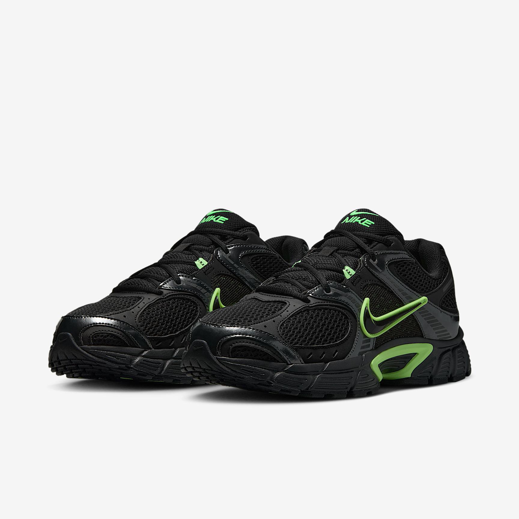 Nike V5 RNR Men's Shoes Product Image