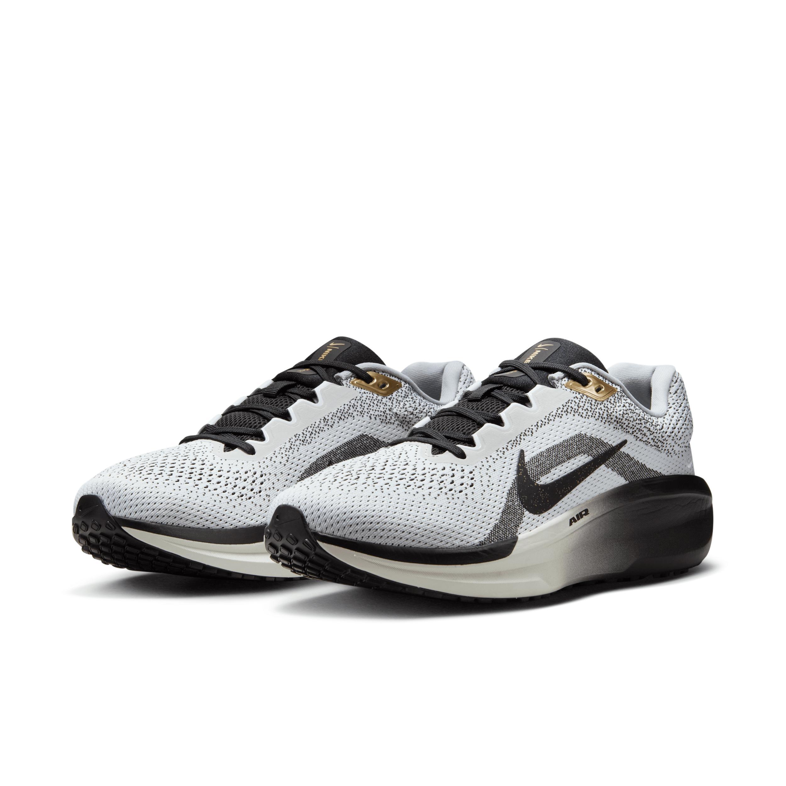 Nike Winflo 11 SE Men's Road Running Shoes, Size: 10, White Black Gold Product Image