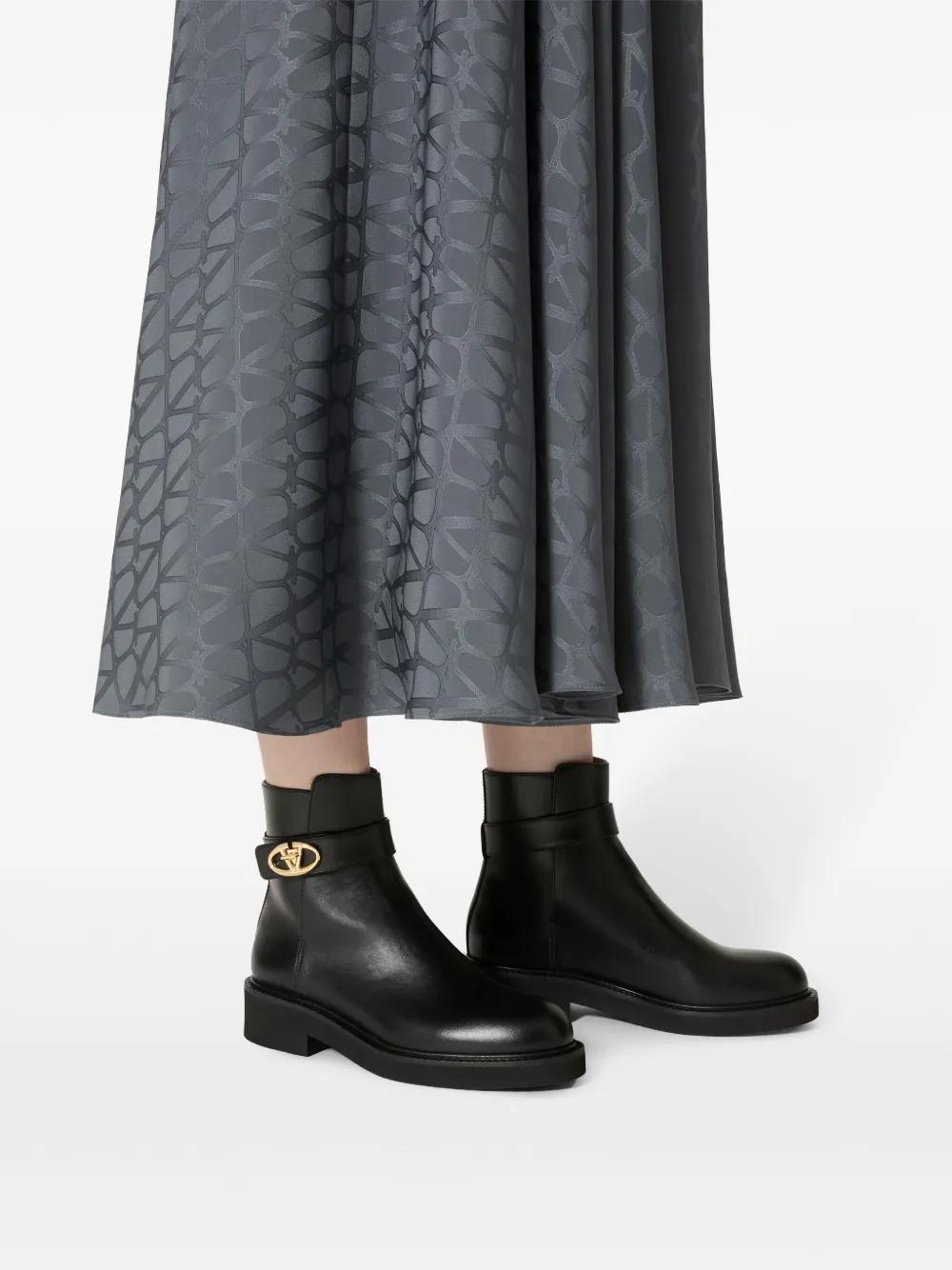 Vlogo leather boots Product Image