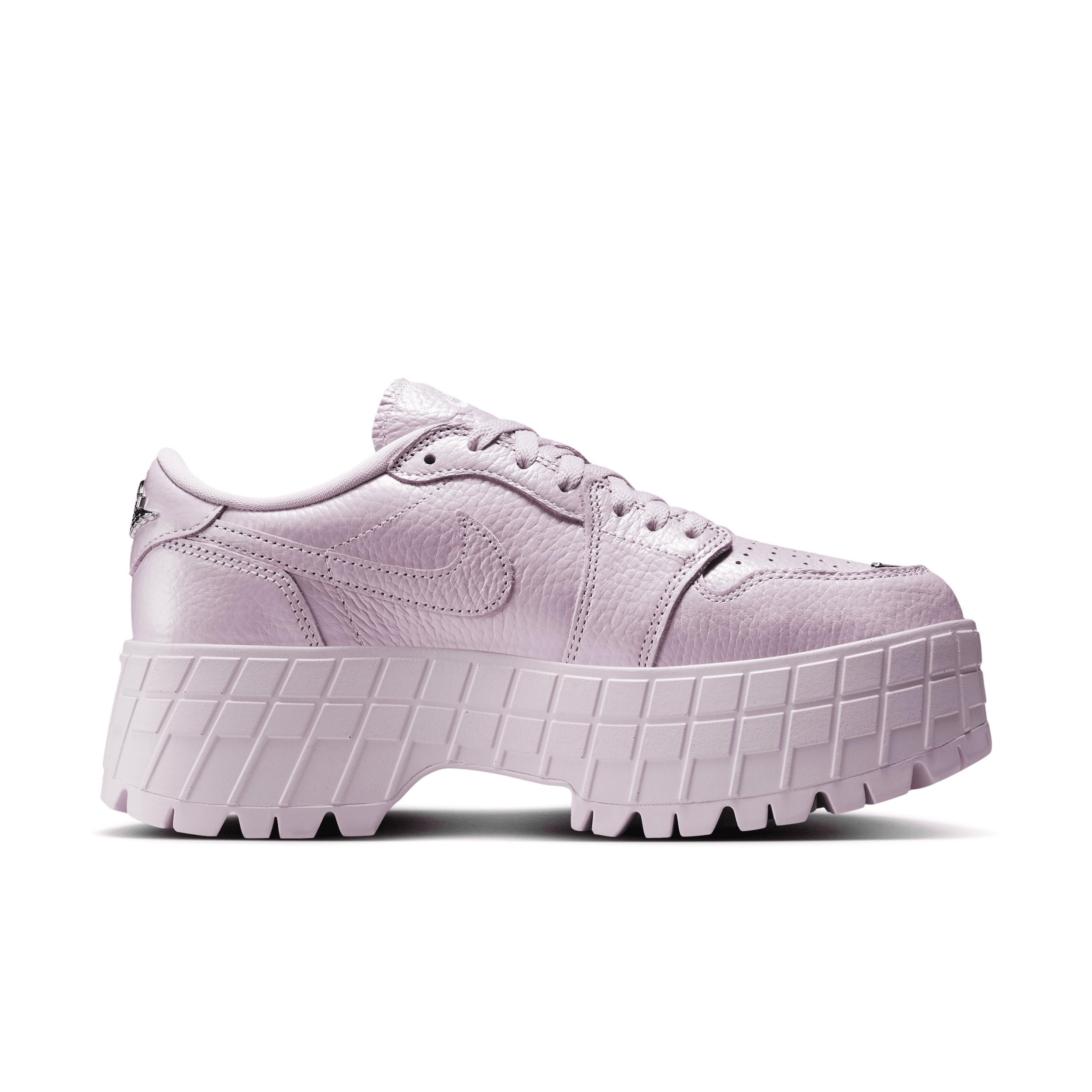 Women's Air Jordan 1 Brooklyn Low Shoes Product Image